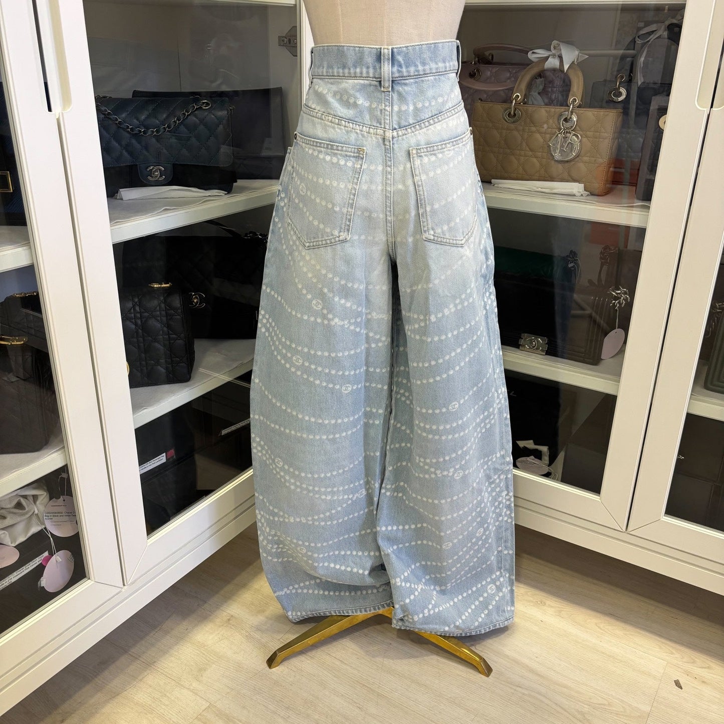 GLM-Washed Light Denim Jeans with Pearl Chain Print in Size 38