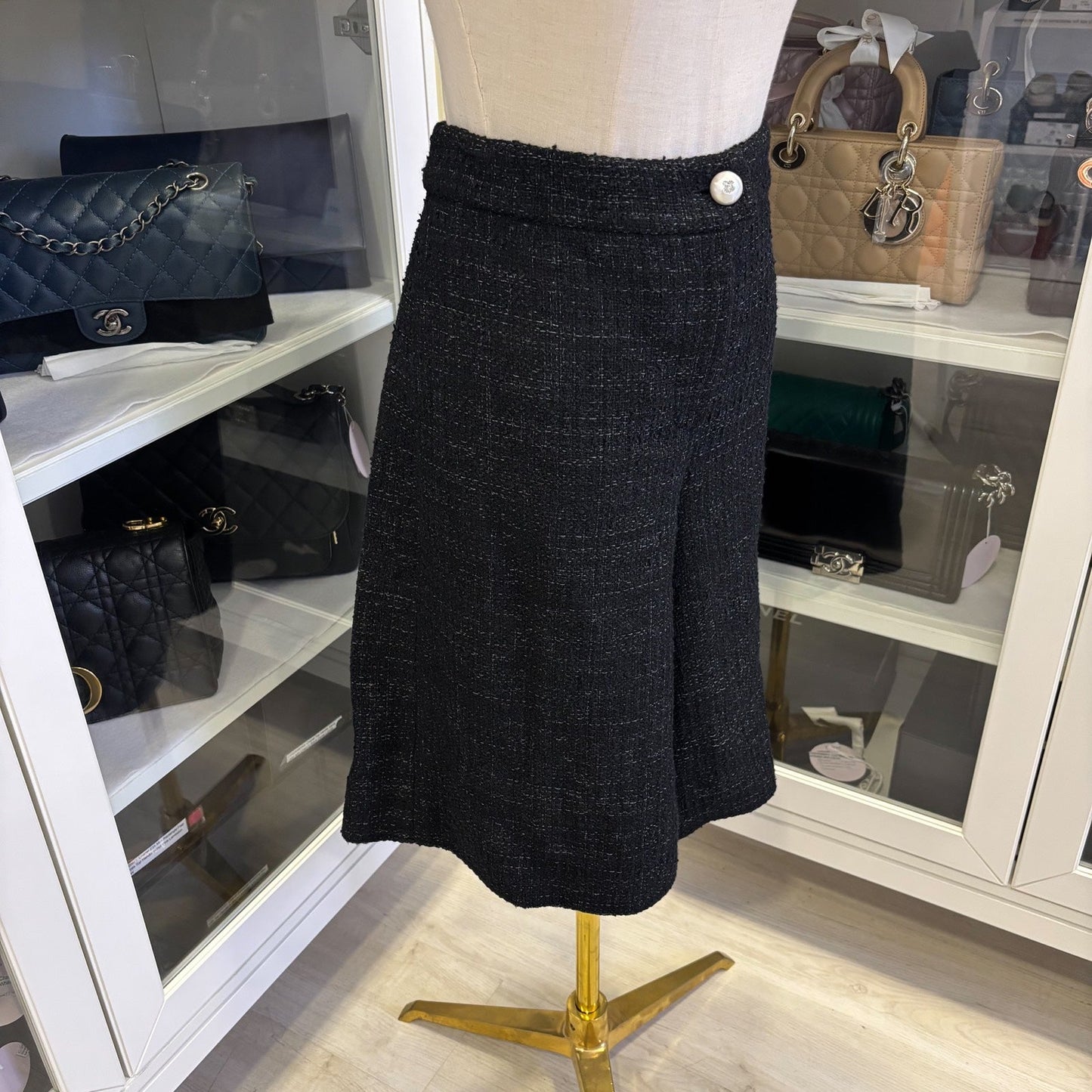 GLM-25P Bermuda Shorts in Black Viscose / Cotton Tweed Sz 38