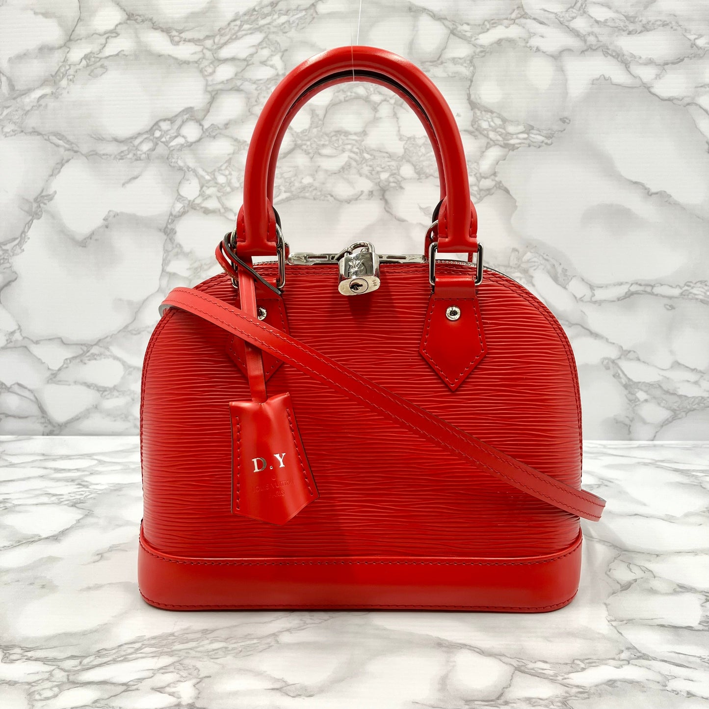 LOUIS VUITTON Epi Alma BB