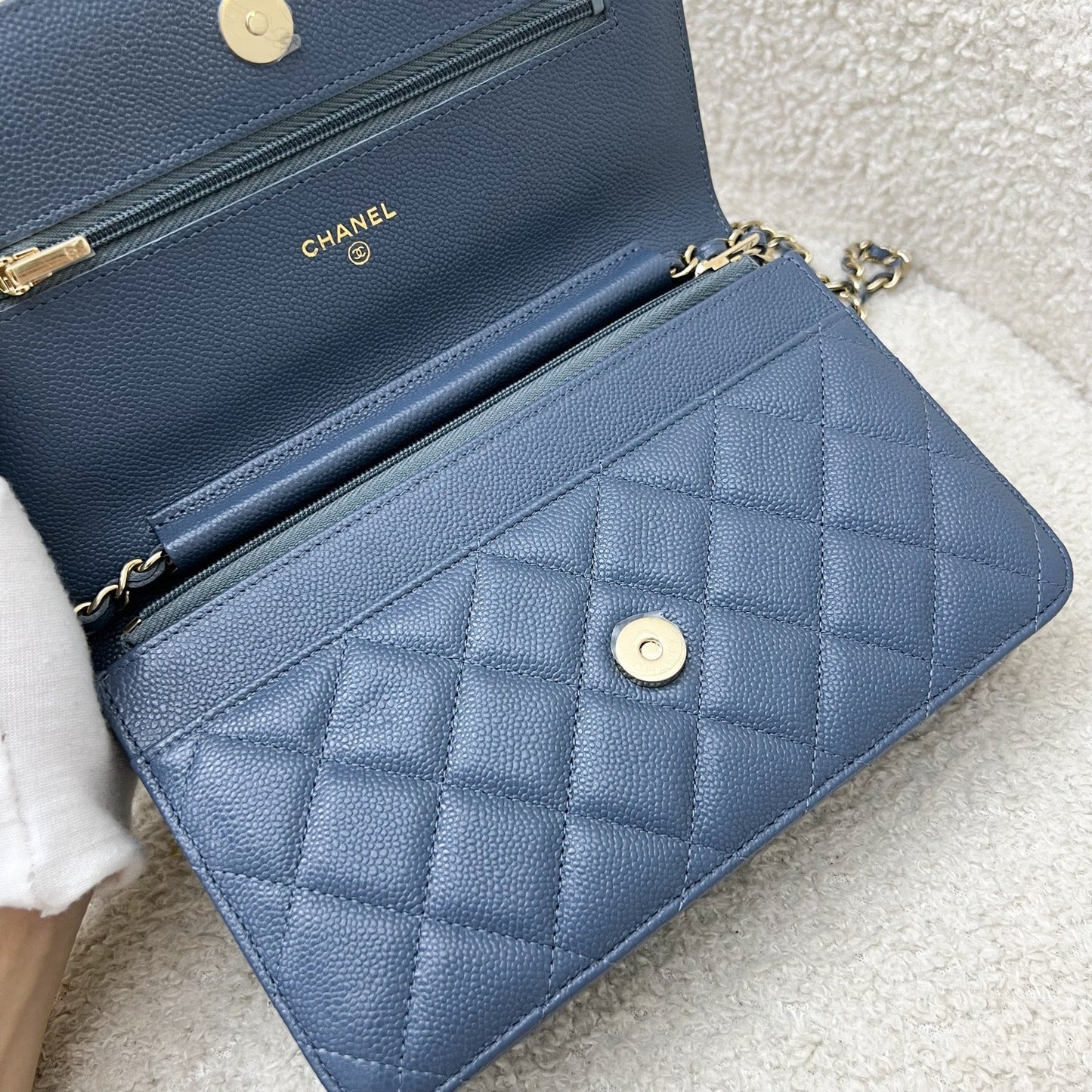 GLM-Classic Wallet on Chain WOC in Blue Caviar and LGHW