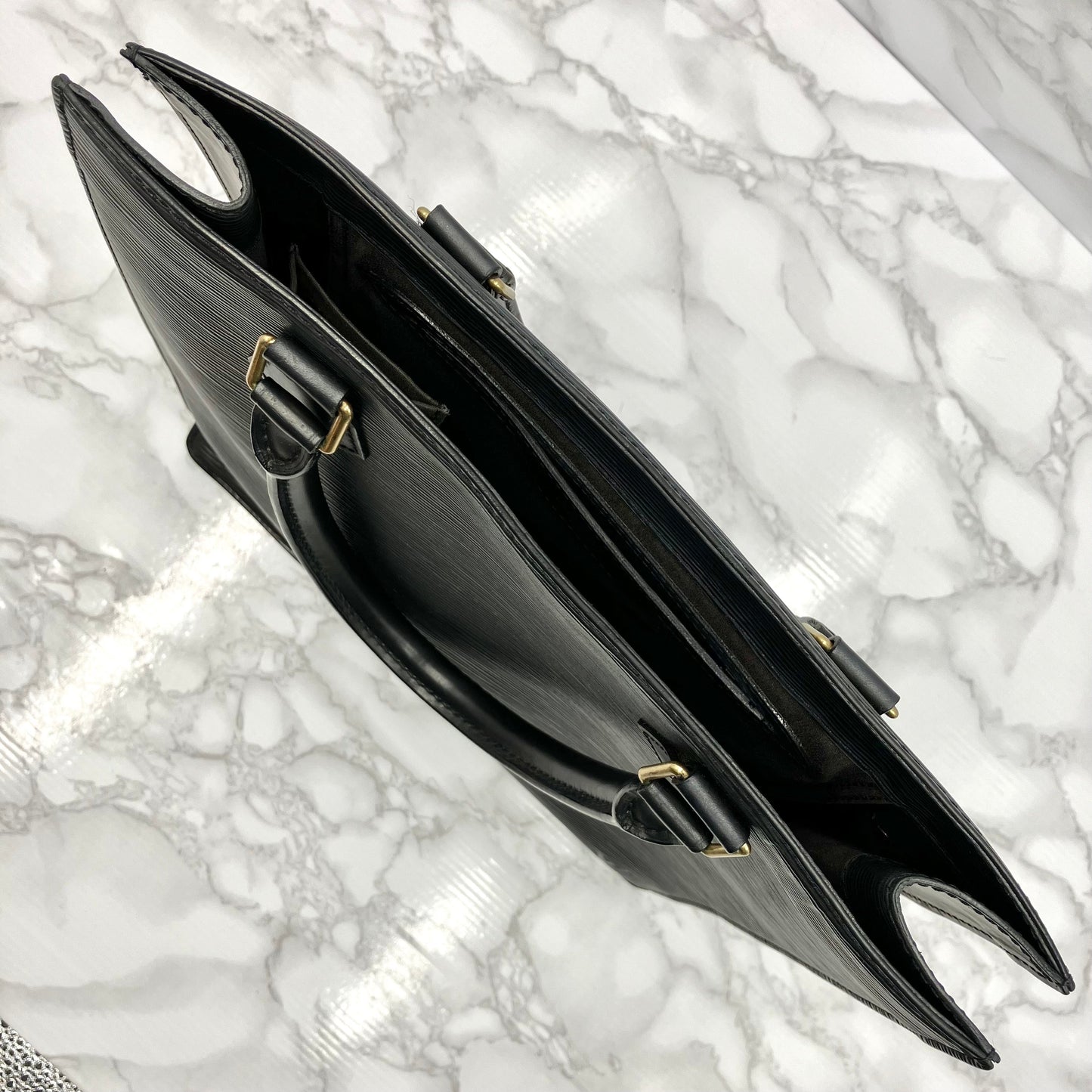LOUIS VUITTON Epi Sack Pla PM