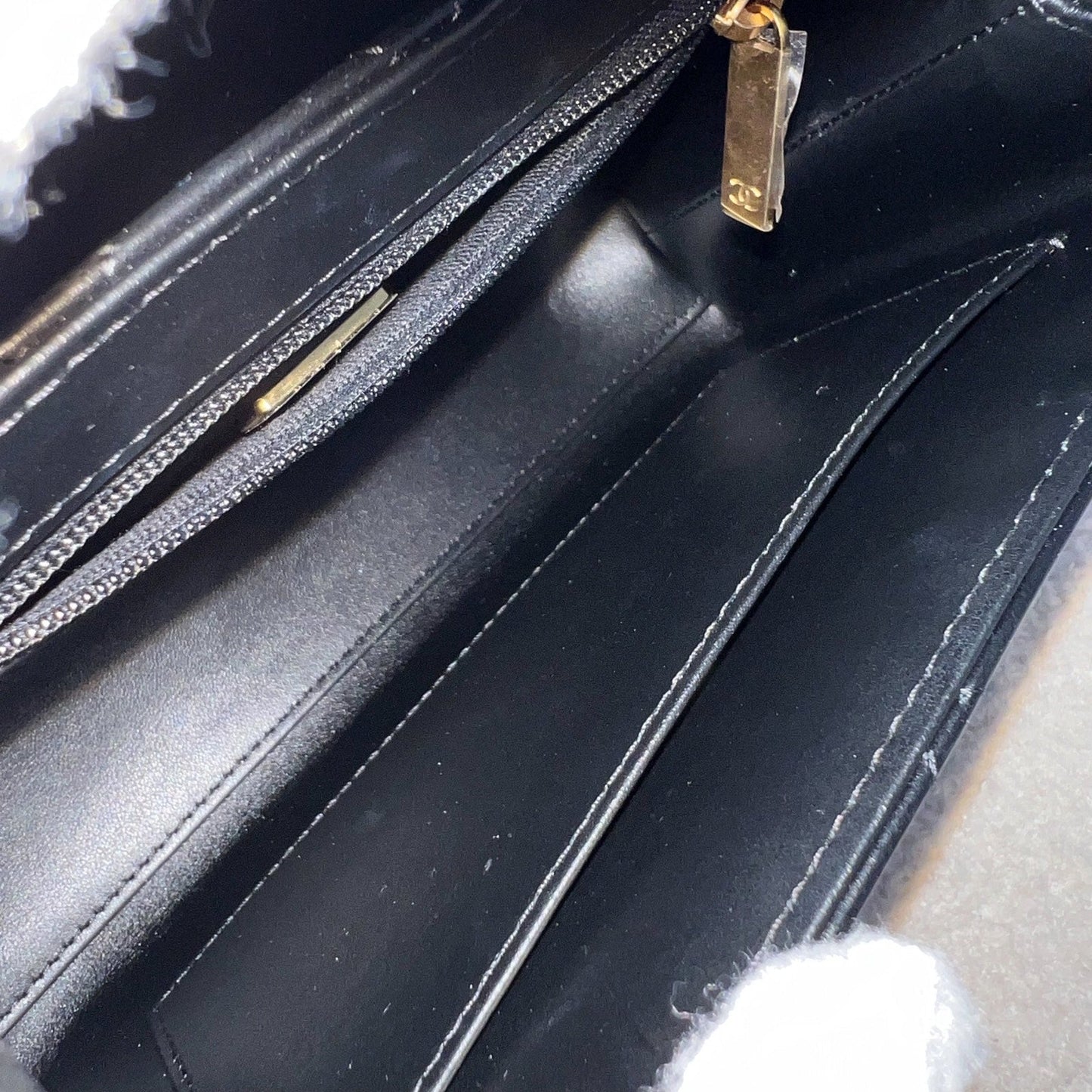 GLM-Mini / Small Kelly Bag in 25C Black Shiny Distressed Calfskin and AGHW