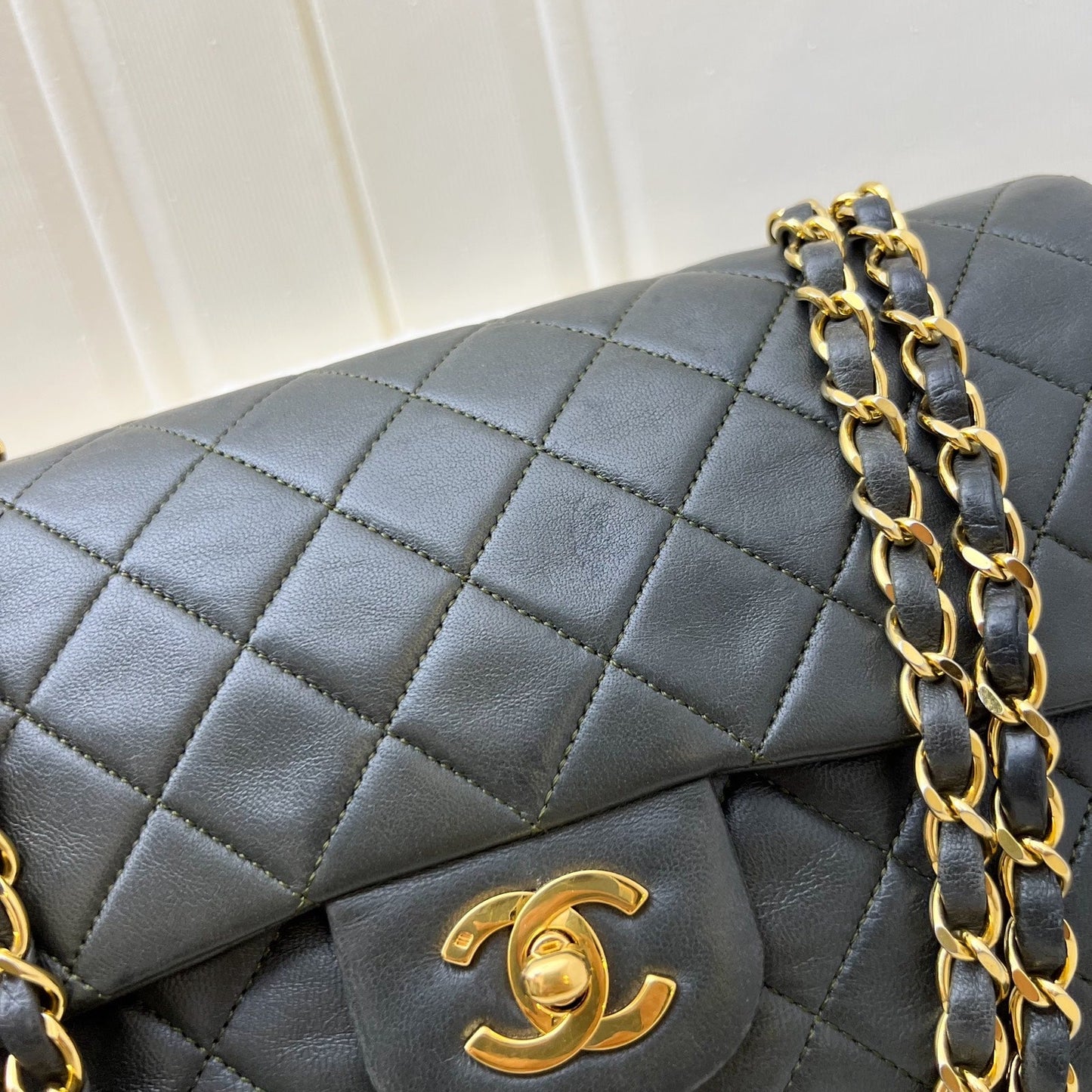 GLM- Medium Classic Flap CF in Dark Green Lambskin and 24K Gold Plated HW