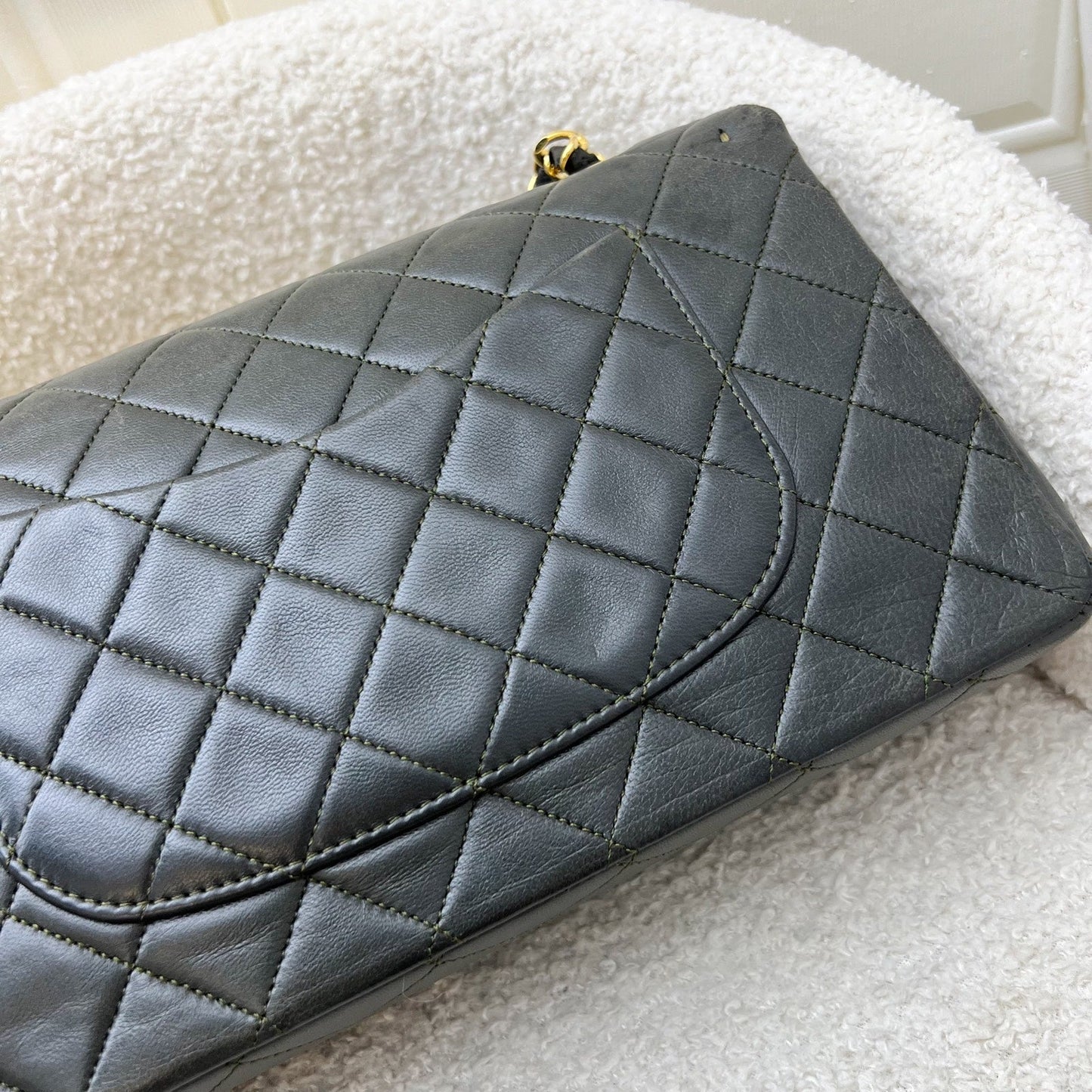 GLM- Medium Classic Flap CF in Dark Green Lambskin and 24K Gold Plated HW