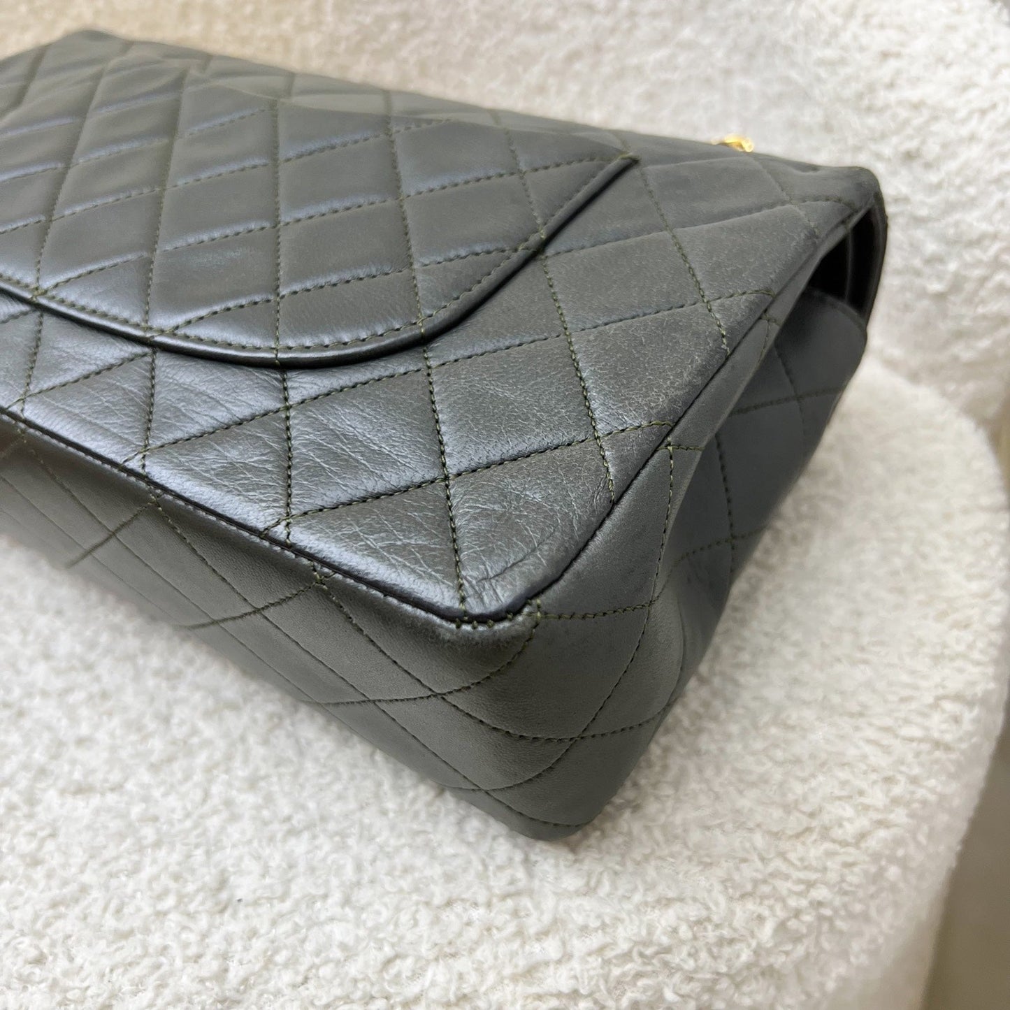 GLM- Medium Classic Flap CF in Dark Green Lambskin and 24K Gold Plated HW