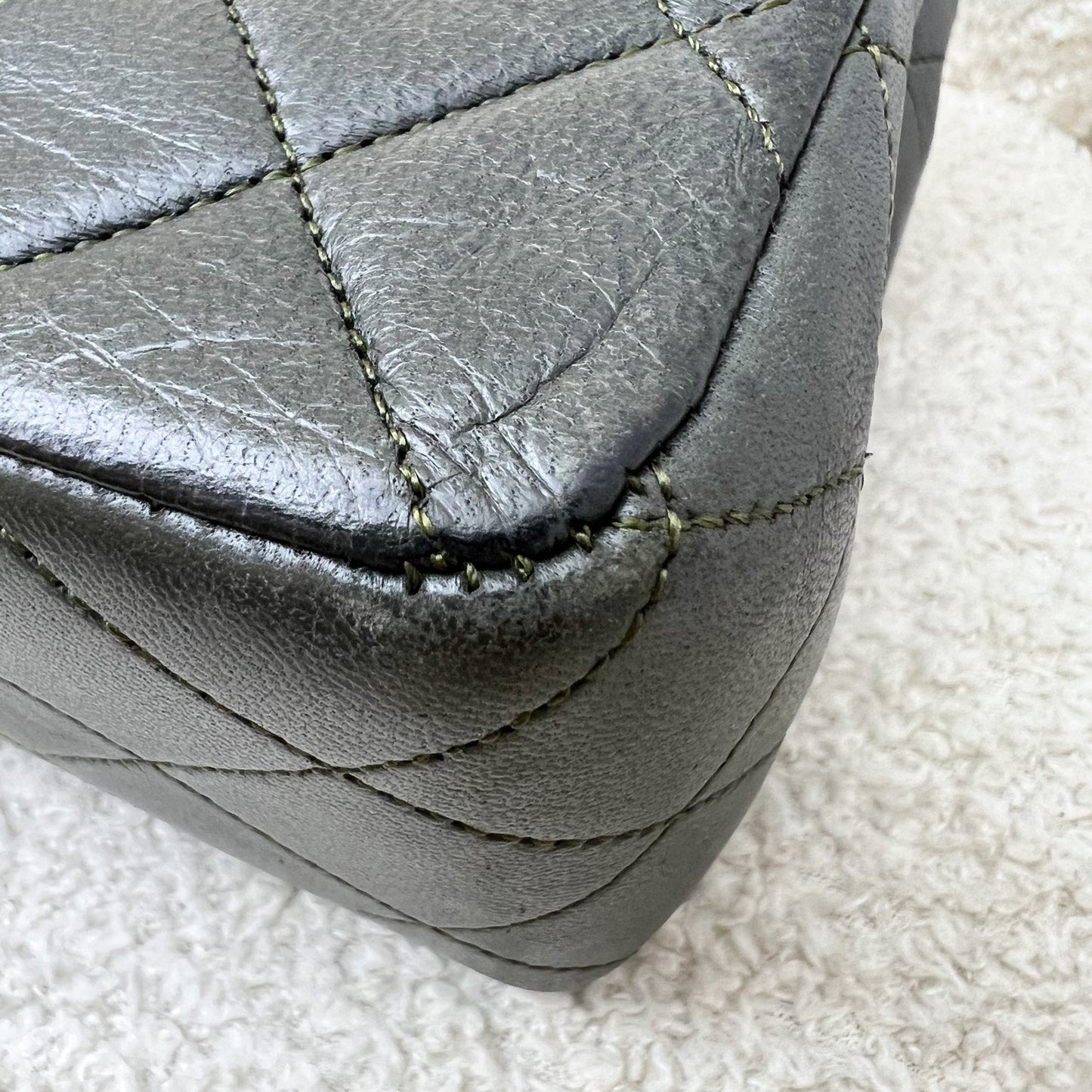 GLM- Medium Classic Flap CF in Dark Green Lambskin and 24K Gold Plated HW