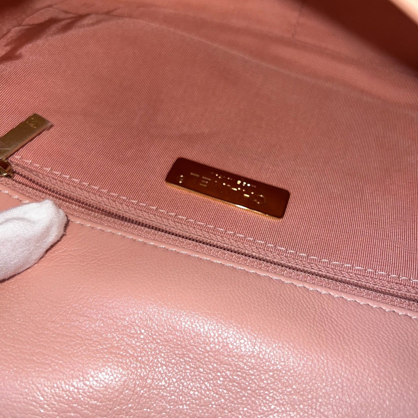 GLM-19 Small Flap in Light Pink Goatskin and 3-tone HW