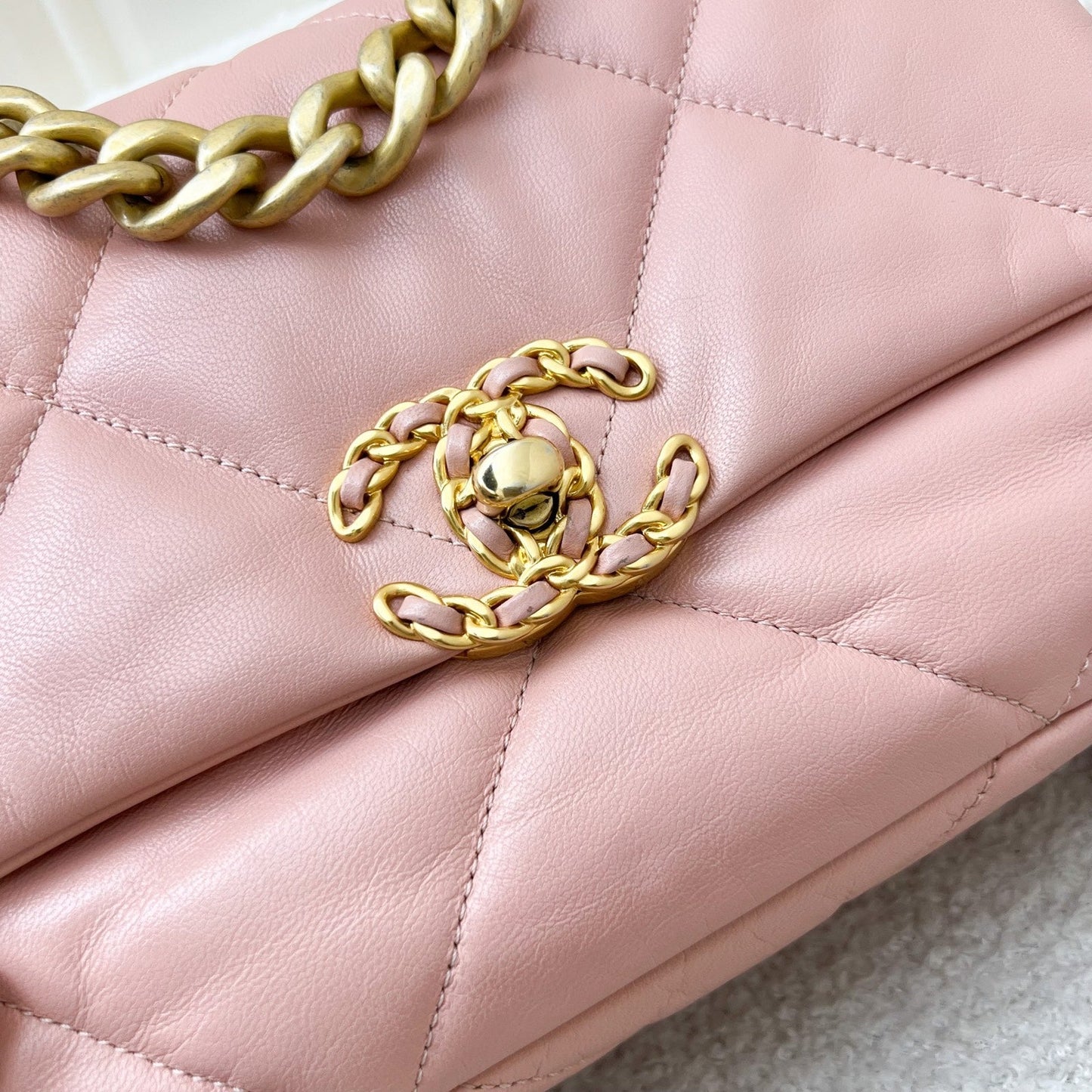 GLM-19 Small Flap in Light Pink Goatskin and 3-tone HW