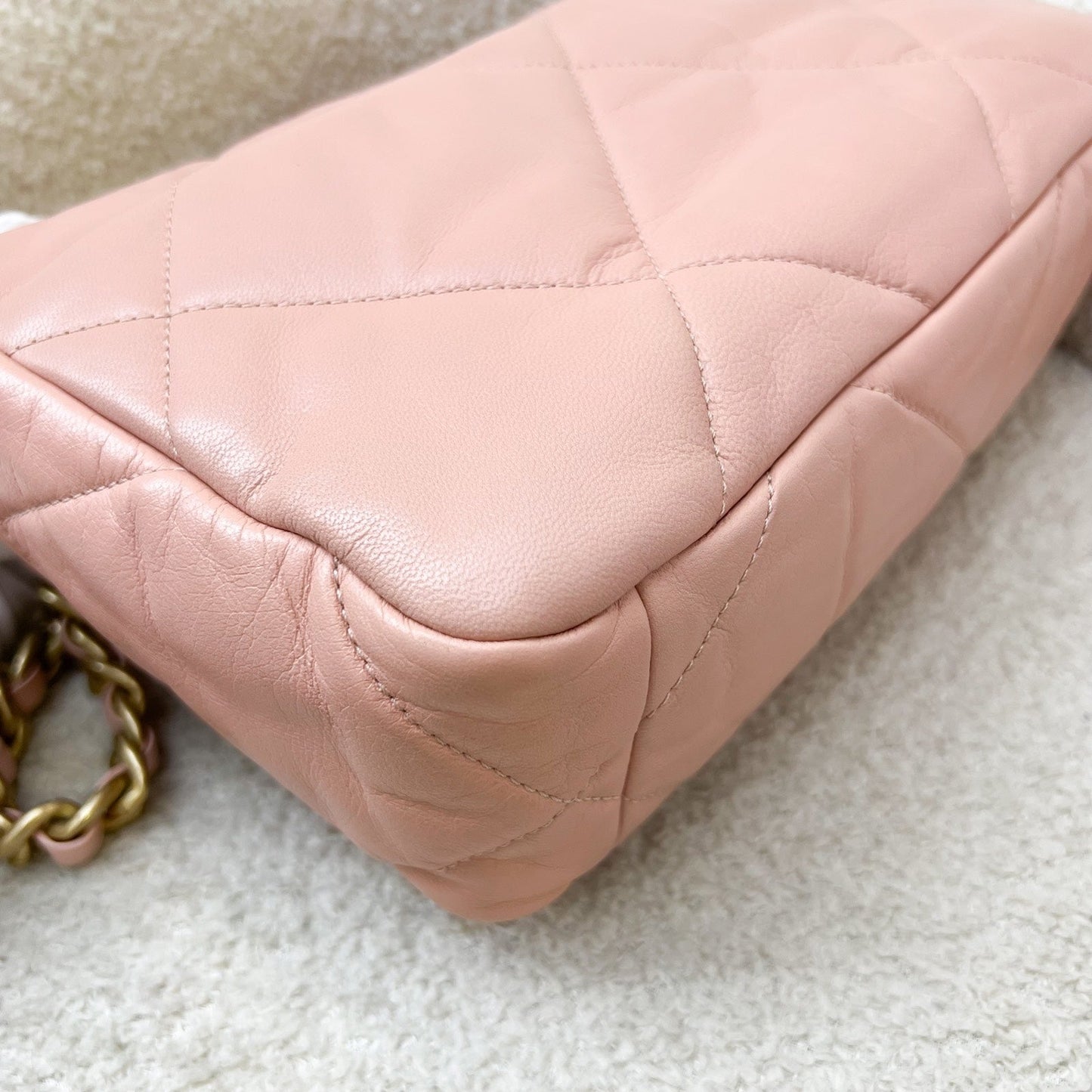 GLM-19 Small Flap in Light Pink Goatskin and 3-tone HW