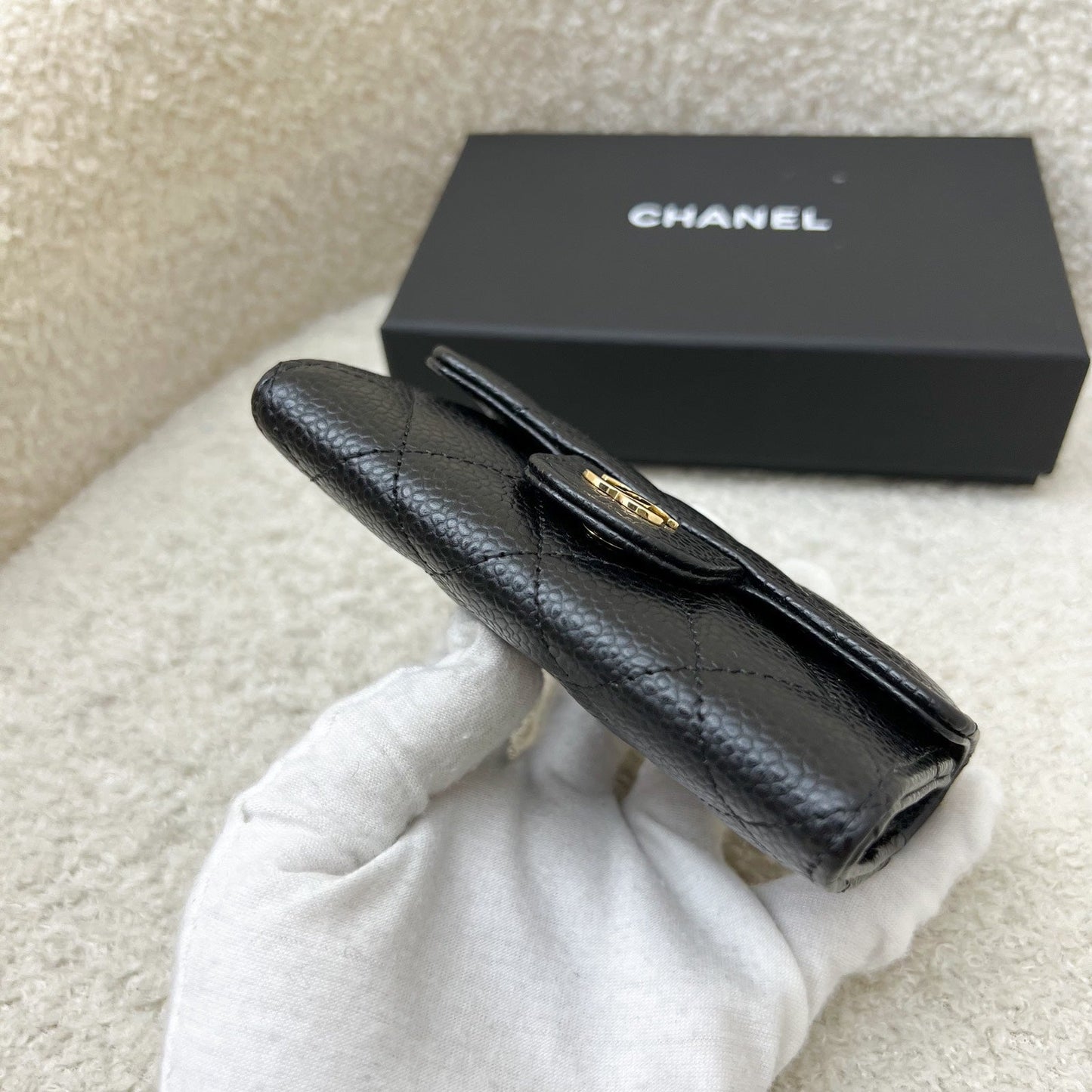 GLM-Classic Snap Card Holder in Black Caviar and GHW