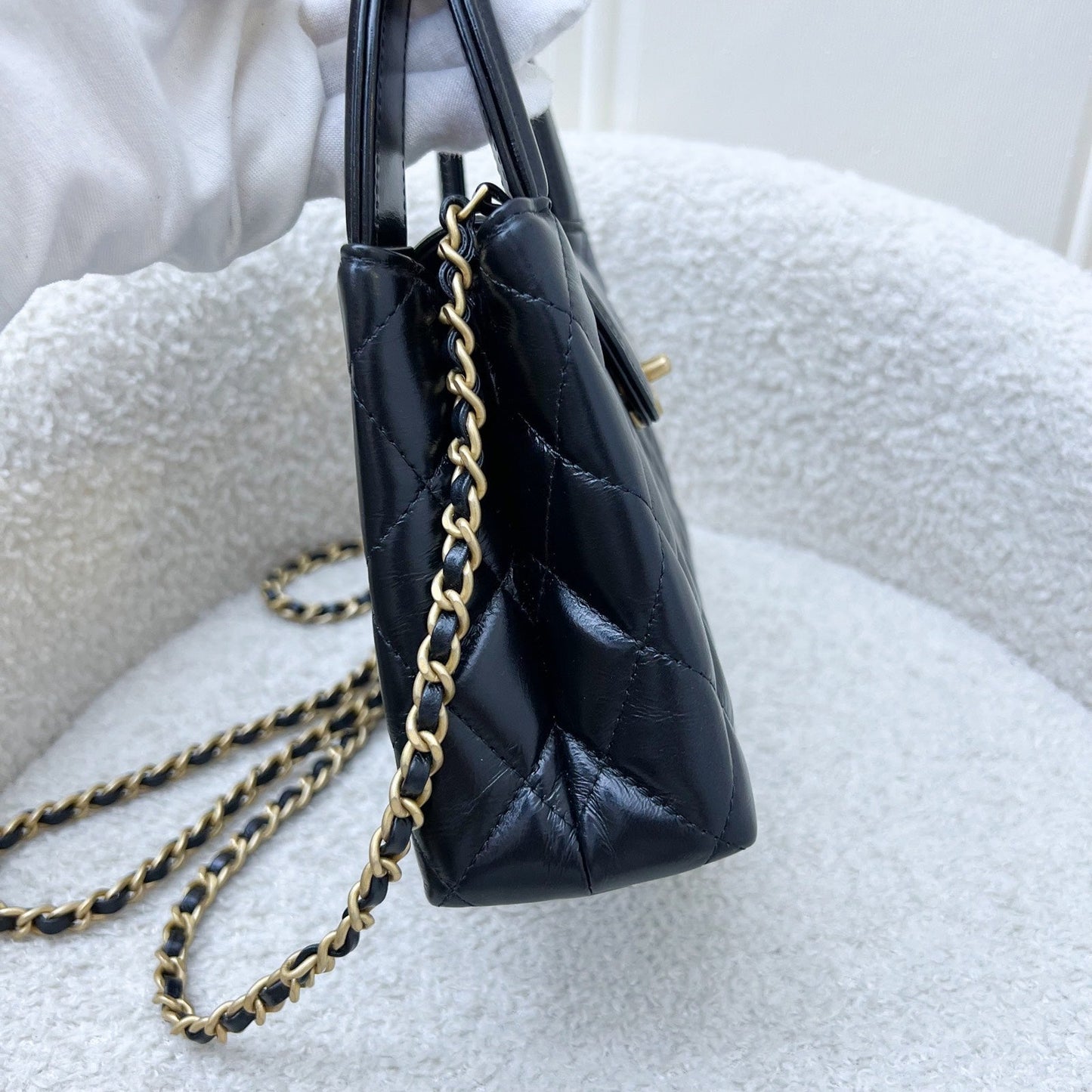 GLM-Mini / Small Kelly Bag in 25C Black Shiny Distressed Calfskin and AGHW (Model: AS4416)