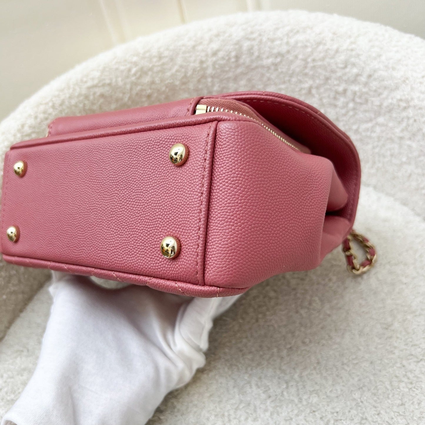 GLM-Small Business Affinity Flap in Pink Caviar and LGHW