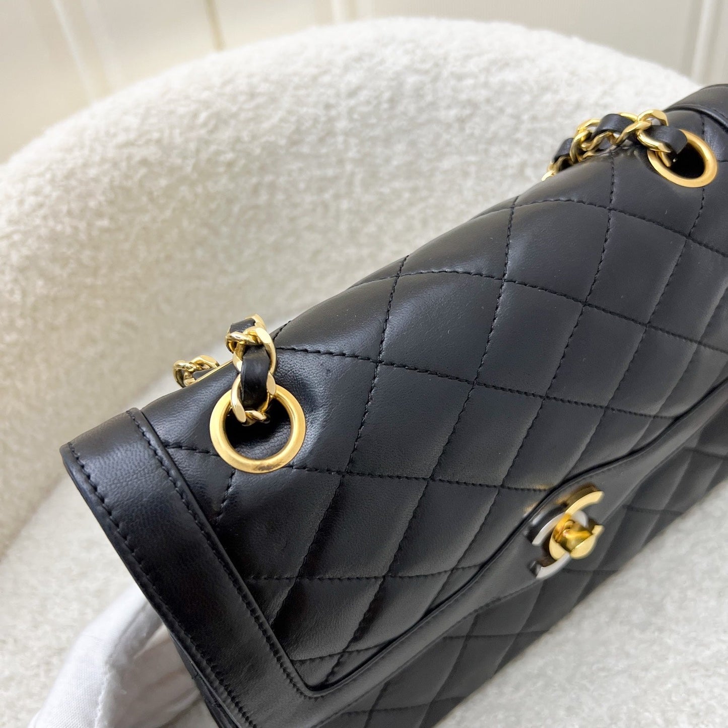 GLM- Seasonal Small Flap with 2-tone Turn Lock and 24K Gold-Plated HW