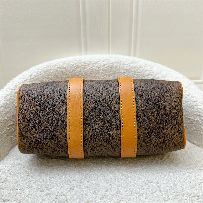 LV Keepall BandouliÃƒÂ¨re 25 in Monogram Dust Coated Canvas and GHW (Model: M11542)