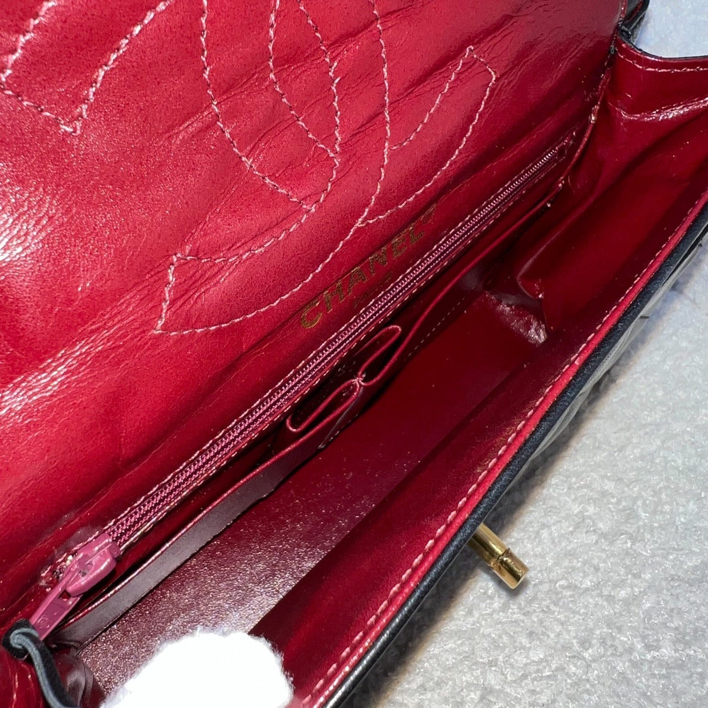 GLM- Seasonal Small Flap with 2-tone Turn Lock and 24K Gold-Plated HW