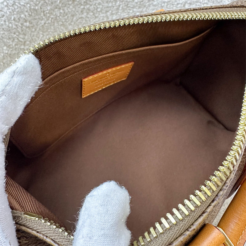 LV Keepall BandouliÃƒÂ¨re 25 in Monogram Dust Coated Canvas and GHW (Model: M11542)