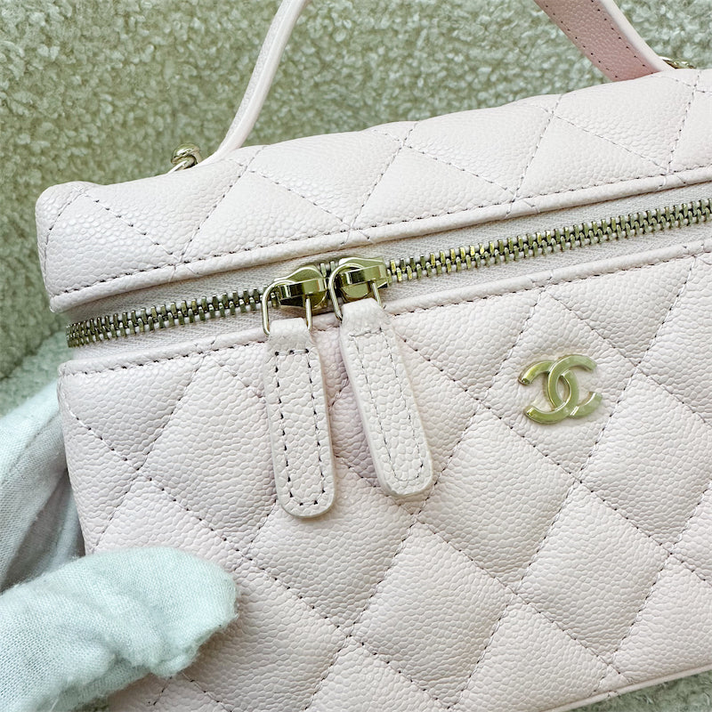 GLM-Vanity / Clutch with Chain (LP Style Bag) in 25S Light Pink Caviar and LGHW (Model: AP4385)