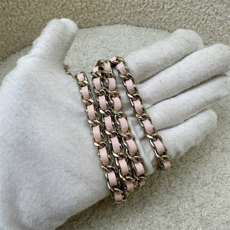 GLM-Vanity / Clutch with Chain (LP Style Bag) in 25S Light Pink Caviar and LGHW (Model: AP4385)