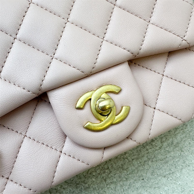 GLM-Camellia Crush Adjustable Chain Mini Square Flap in 23S Sakura Pink Stiff Lambskin and AGHW (Model: AS4040)