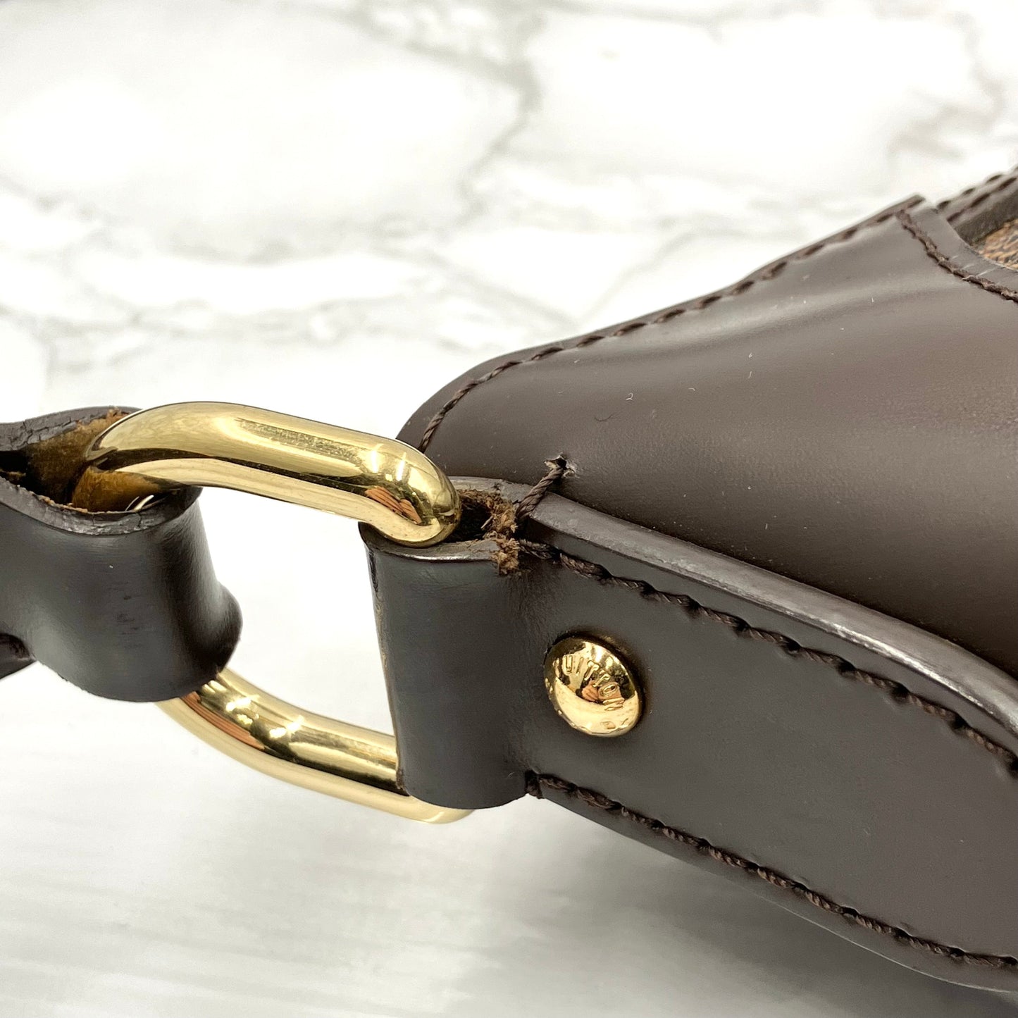 LOUIS VUITTON Damier Thames PM