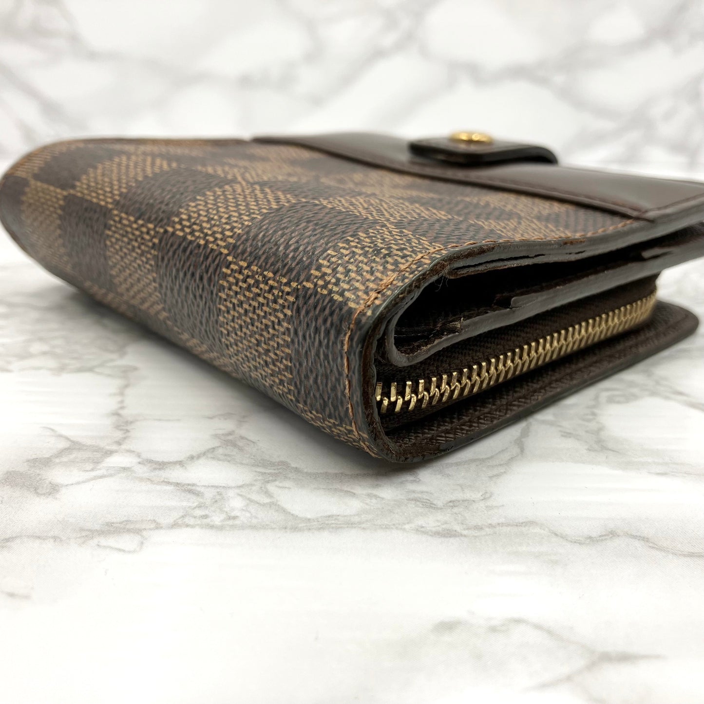 LOUIS VUITTON Damier Compact Zip
