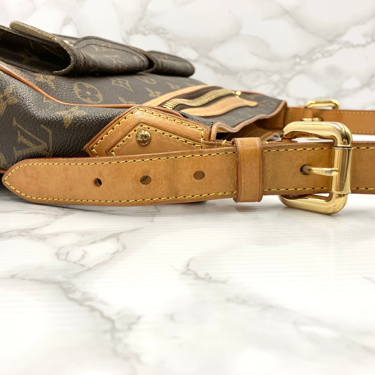 LOUIS VUITTON Monogram Hudson GM