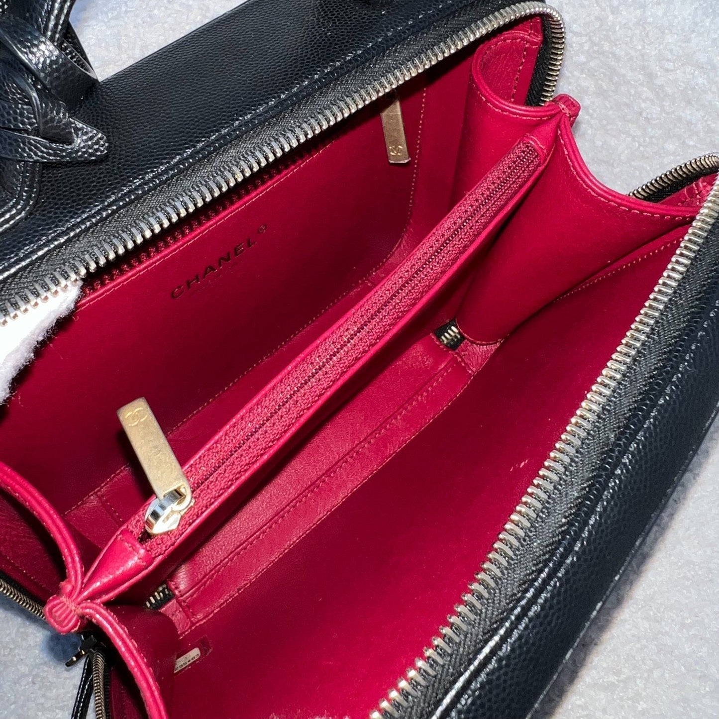 GLM-Medium Filigree Vanity Bag in Black Caviar, Black Trim and AGHW (Model: A93343)