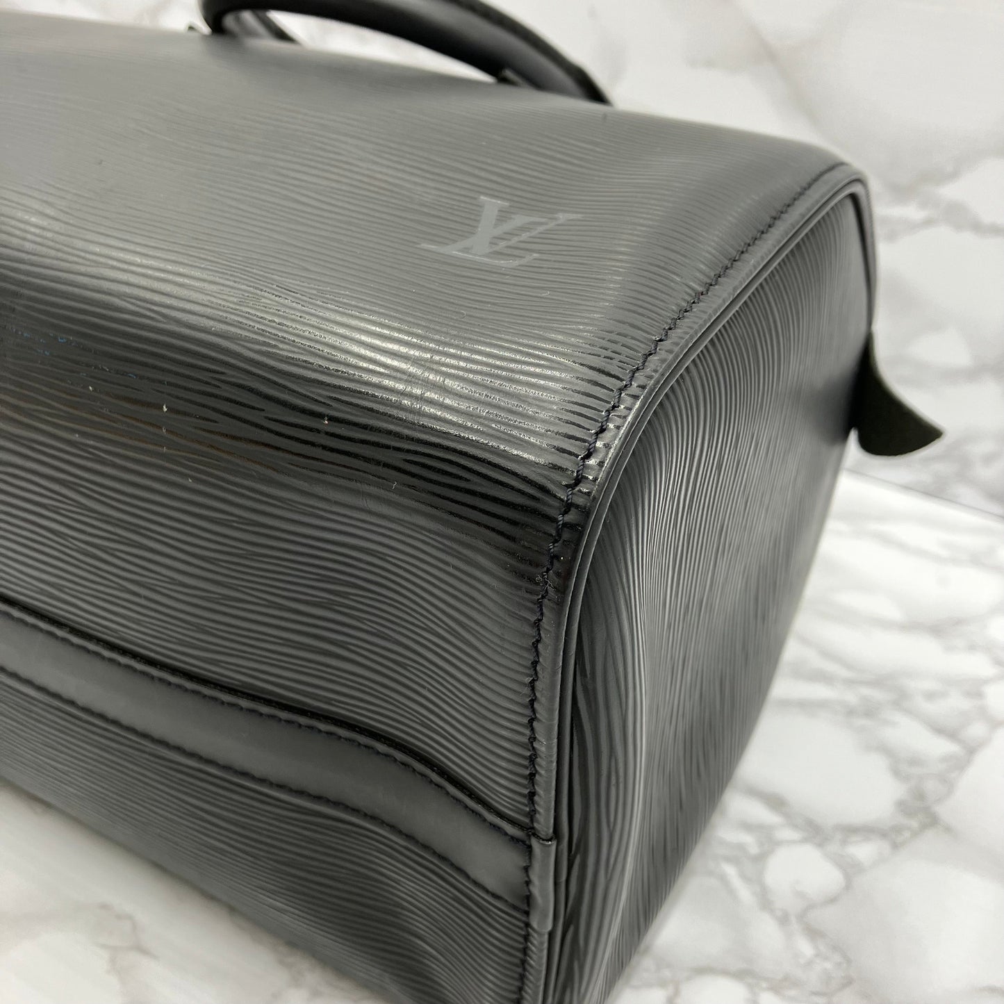 LOUIS VUITTON Epi Speedy25
