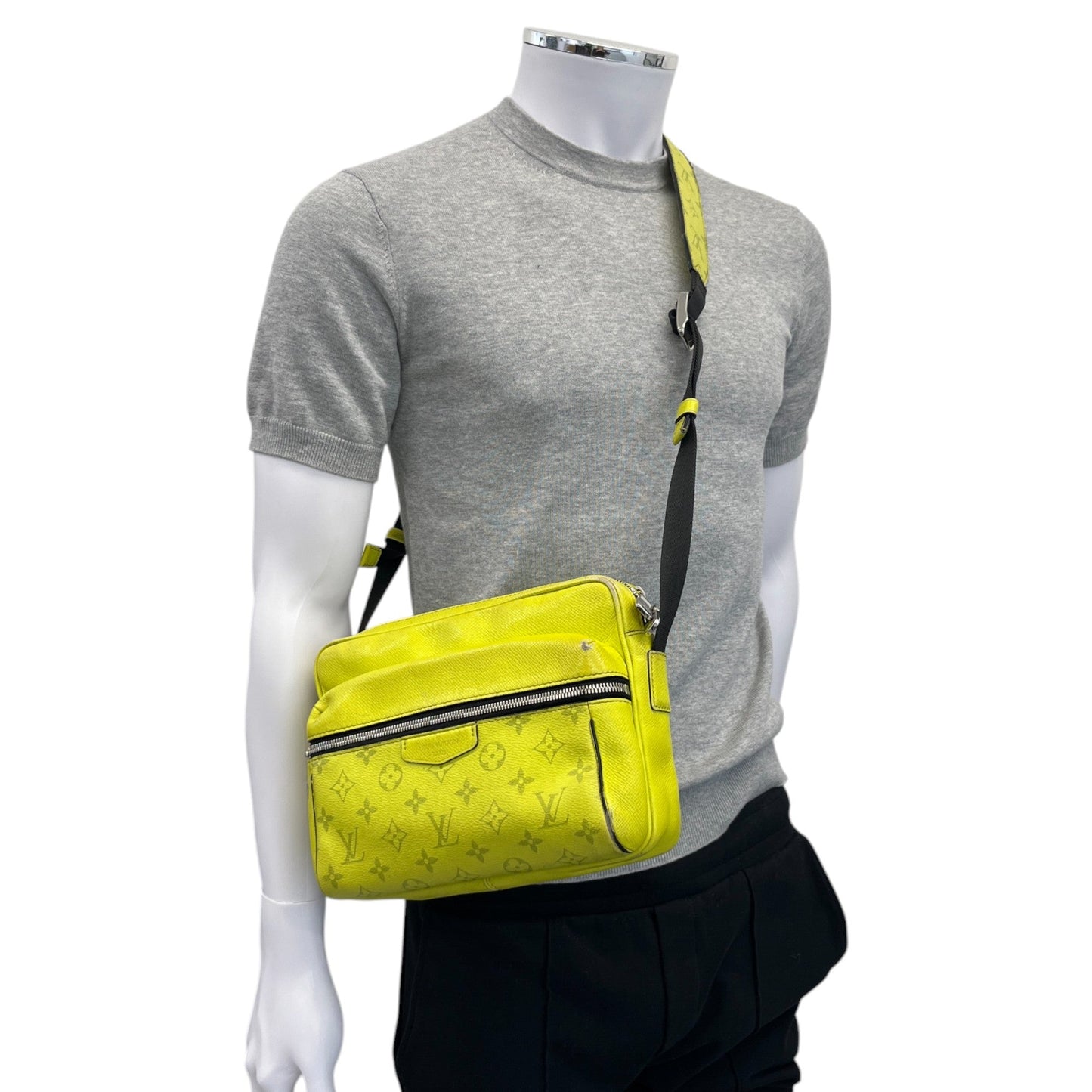 Men's Outdoor Messenger Bag Yellow