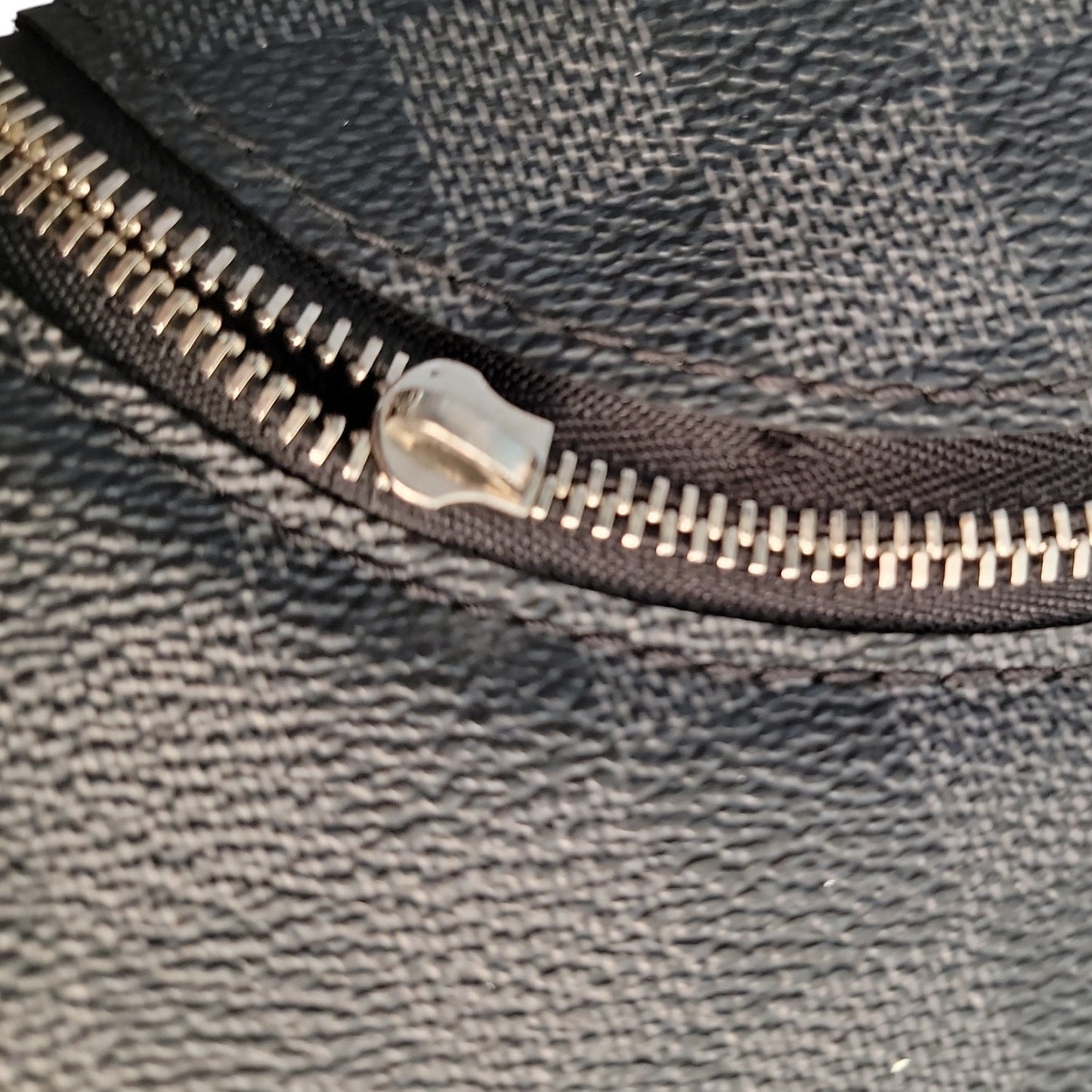 Louis Vuitton Damier Graphite Neo Eole 65 Rolling Duffle