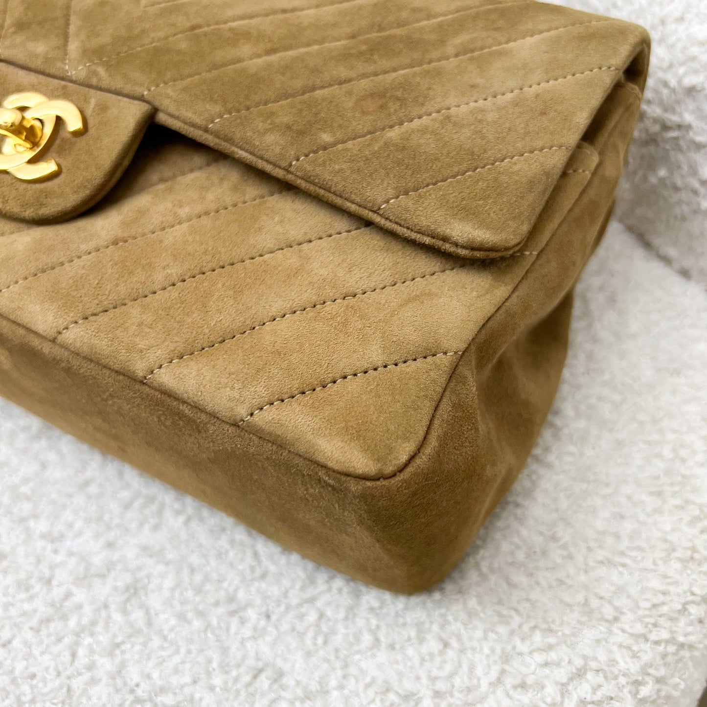 GLM- Medium Classic Flap CF in Brown Suede and 24K Gold Plated HW