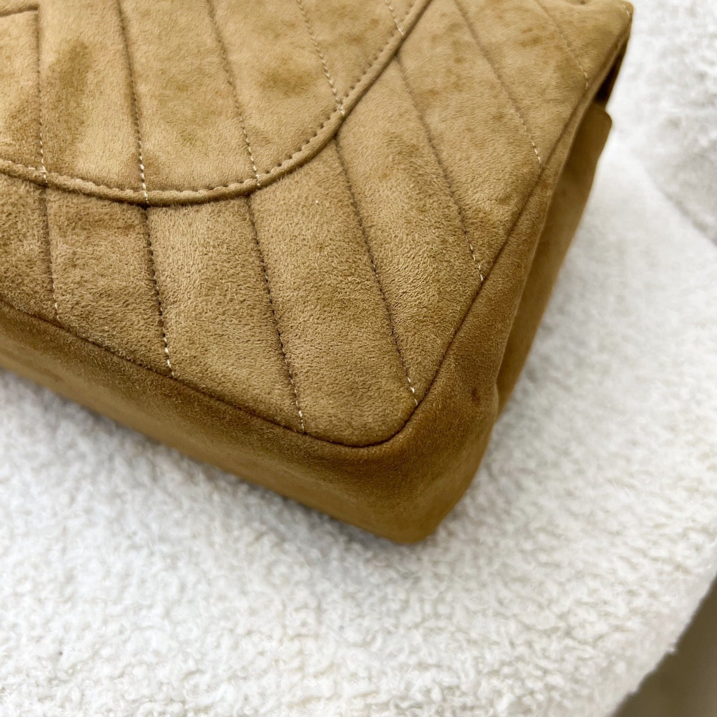GLM- Medium Classic Flap CF in Brown Suede and 24K Gold Plated HW