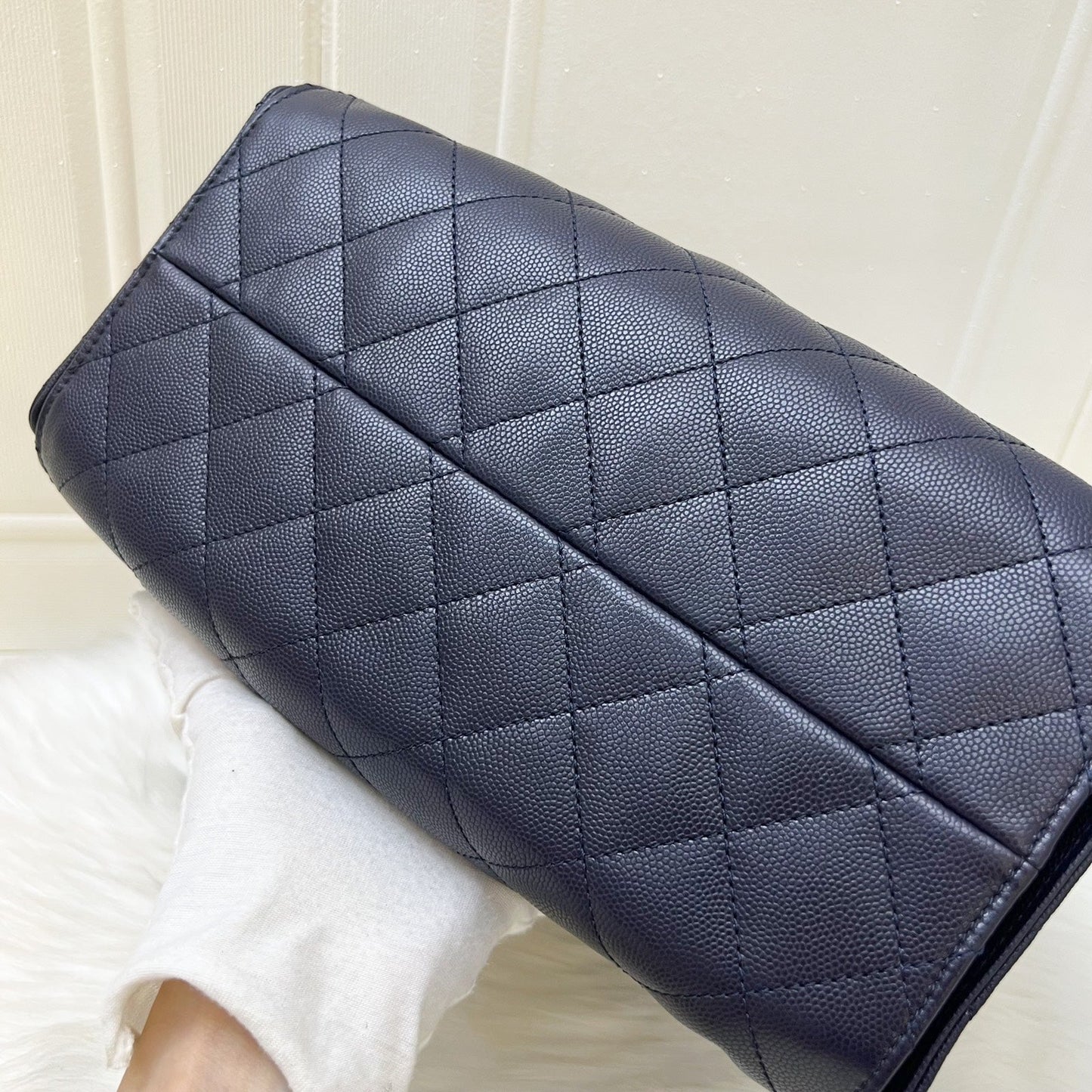 GLM-25 Small Hobo Bag in 25S Navy Caviar and AGHW