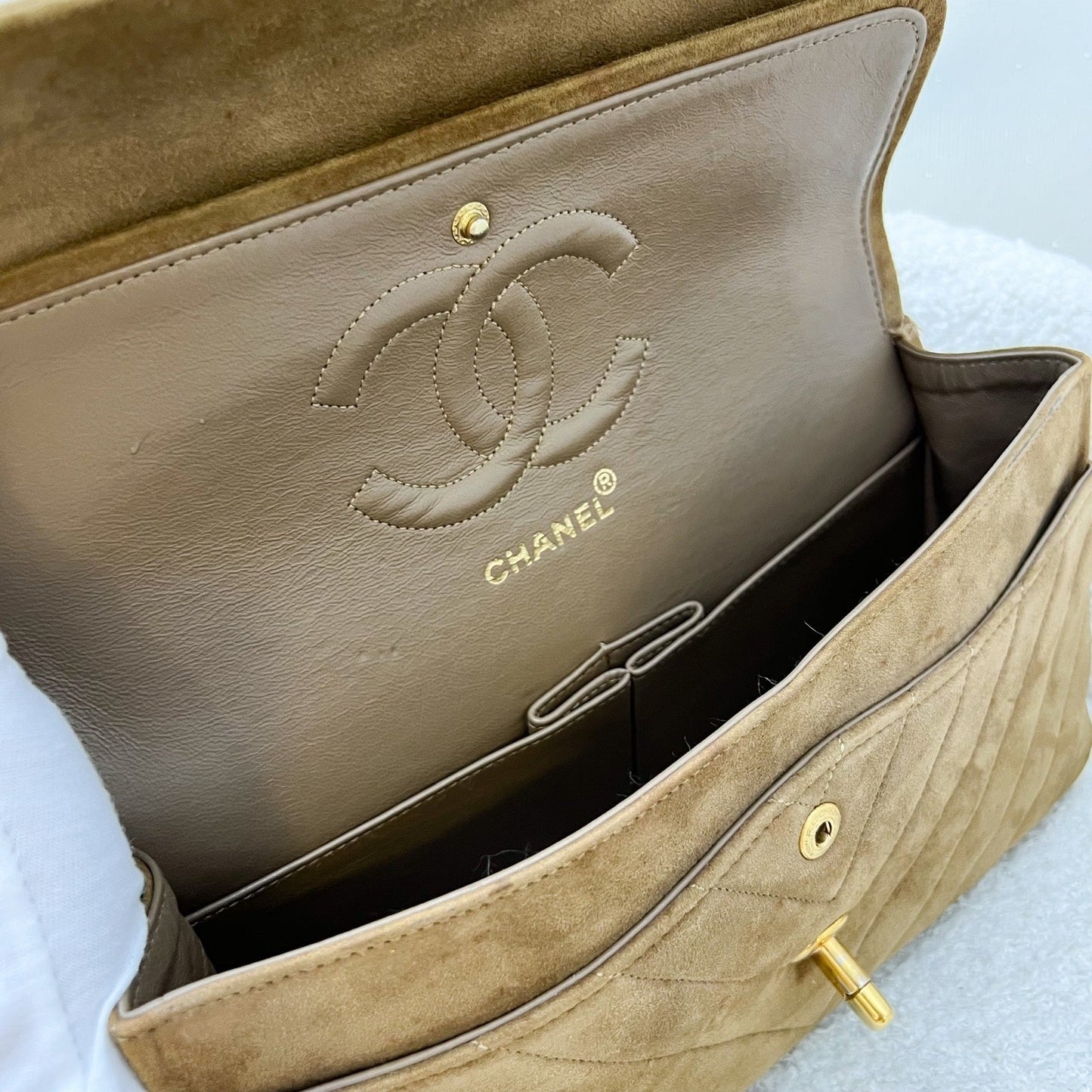 GLM- Medium Classic Flap CF in Brown Suede and 24K Gold Plated HW
