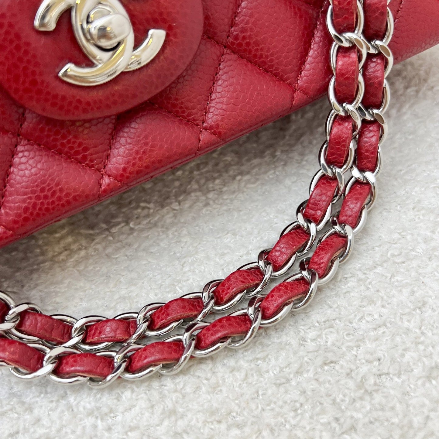 GLM-Medium Classic Flap CF in Red Caviar and SHW