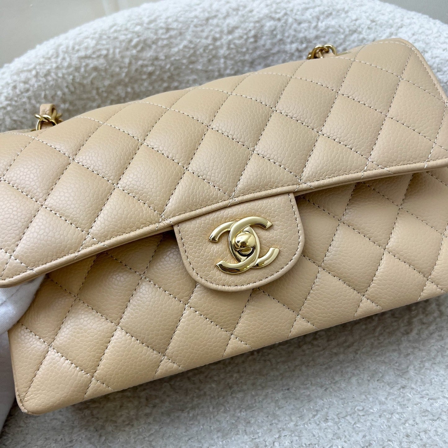 GLM-Small Classic Flap CF in Beige Caviar and GHW