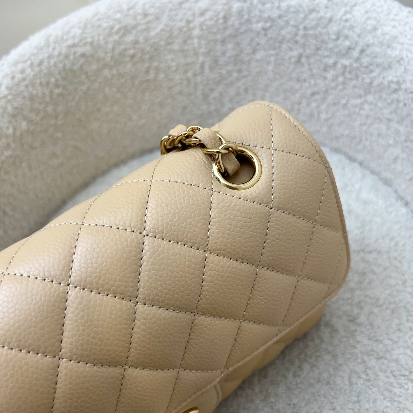 GLM-Small Classic Flap CF in Beige Caviar and GHW