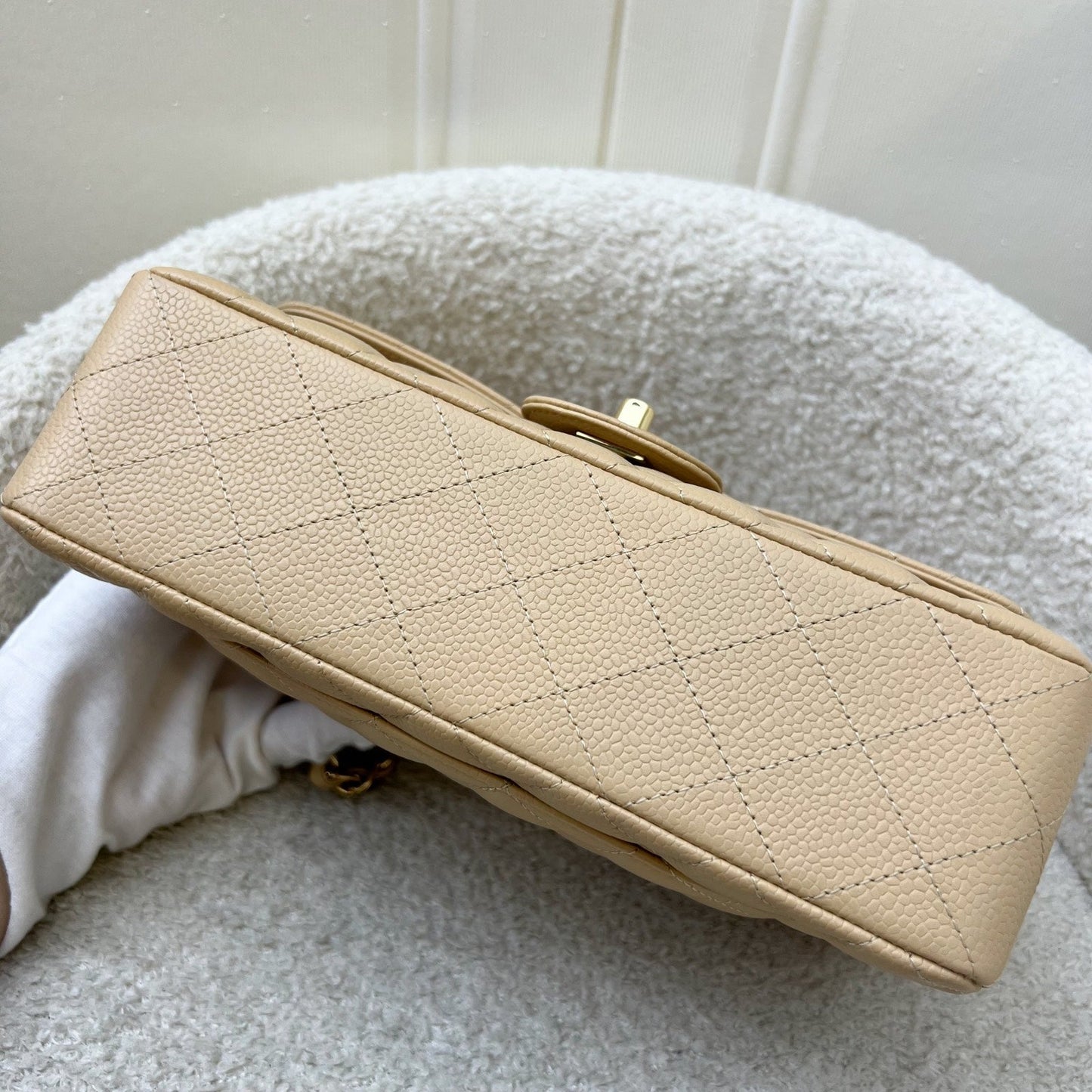 GLM-Small Classic Flap CF in Beige Caviar and GHW