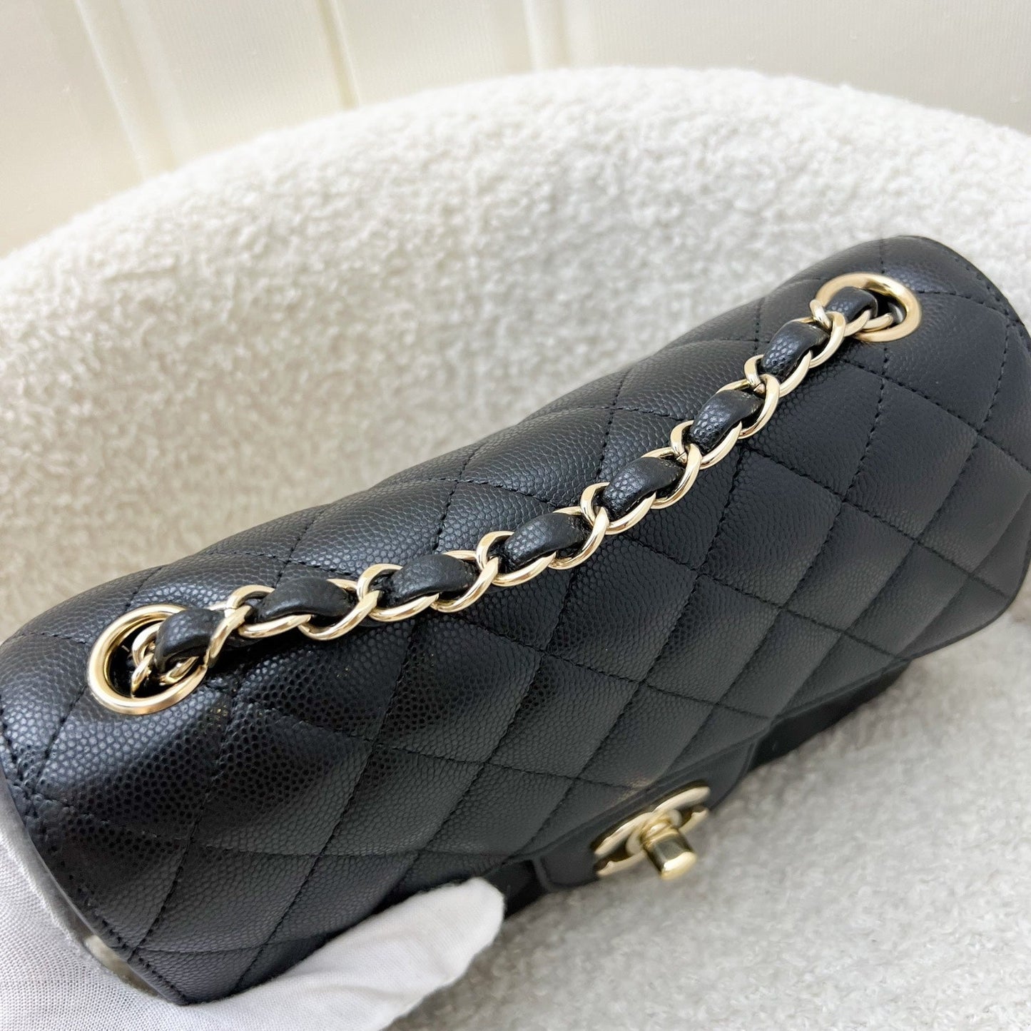GLM-Mini Rectangle Classic Flap in Black Caviar and LGHW