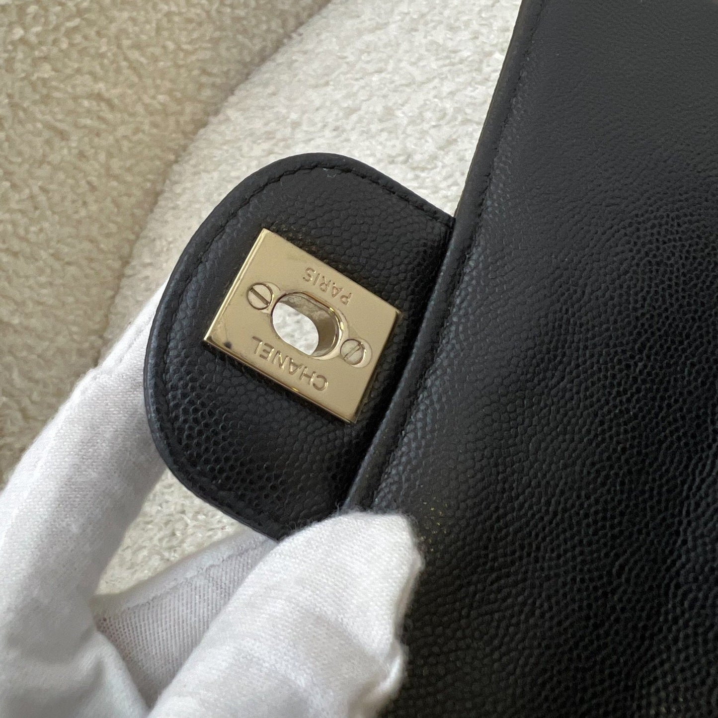 GLM-Mini Rectangle Classic Flap in Black Caviar and LGHW