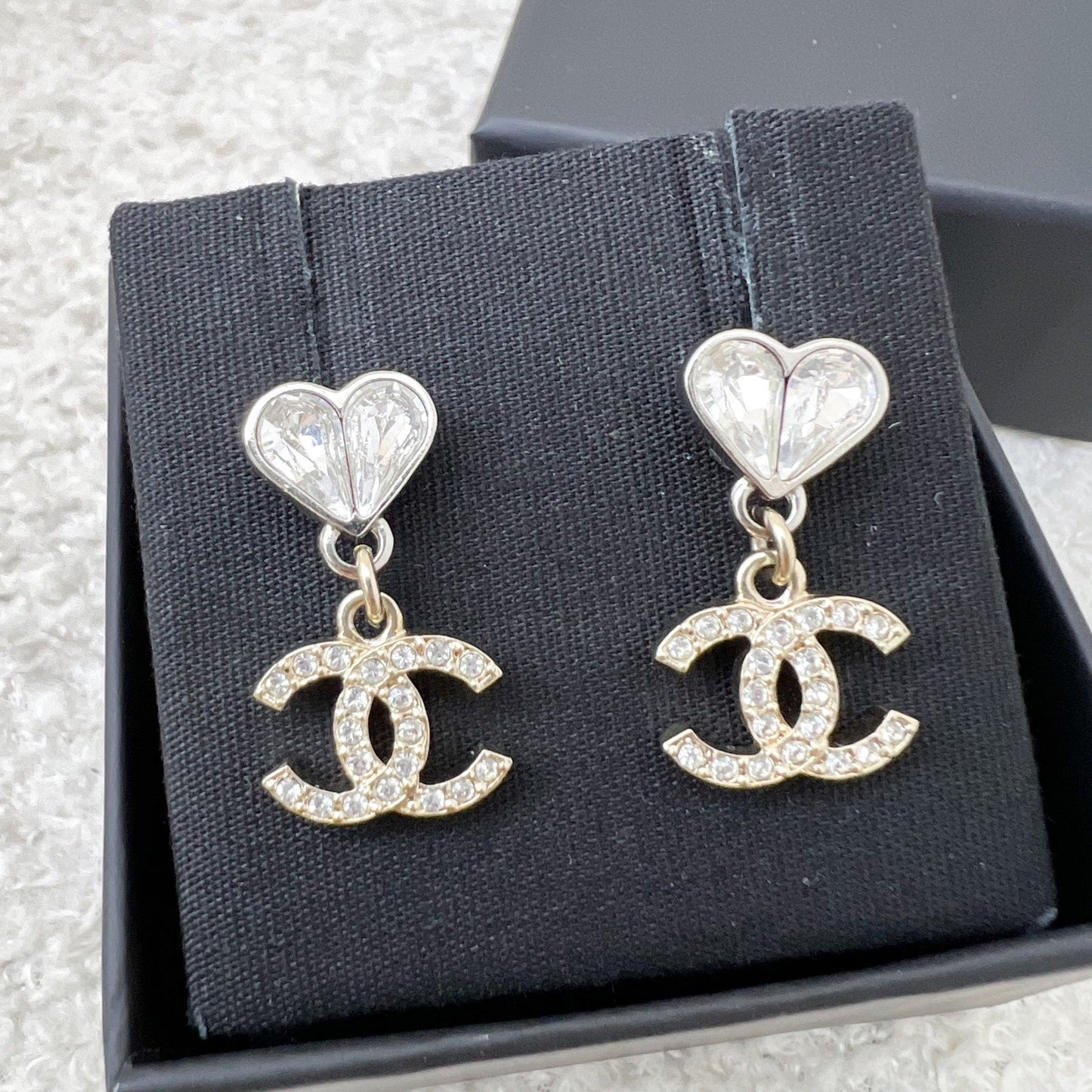 GLM-23S Crystal GLM- Heart Drop Earrings in LGHW
