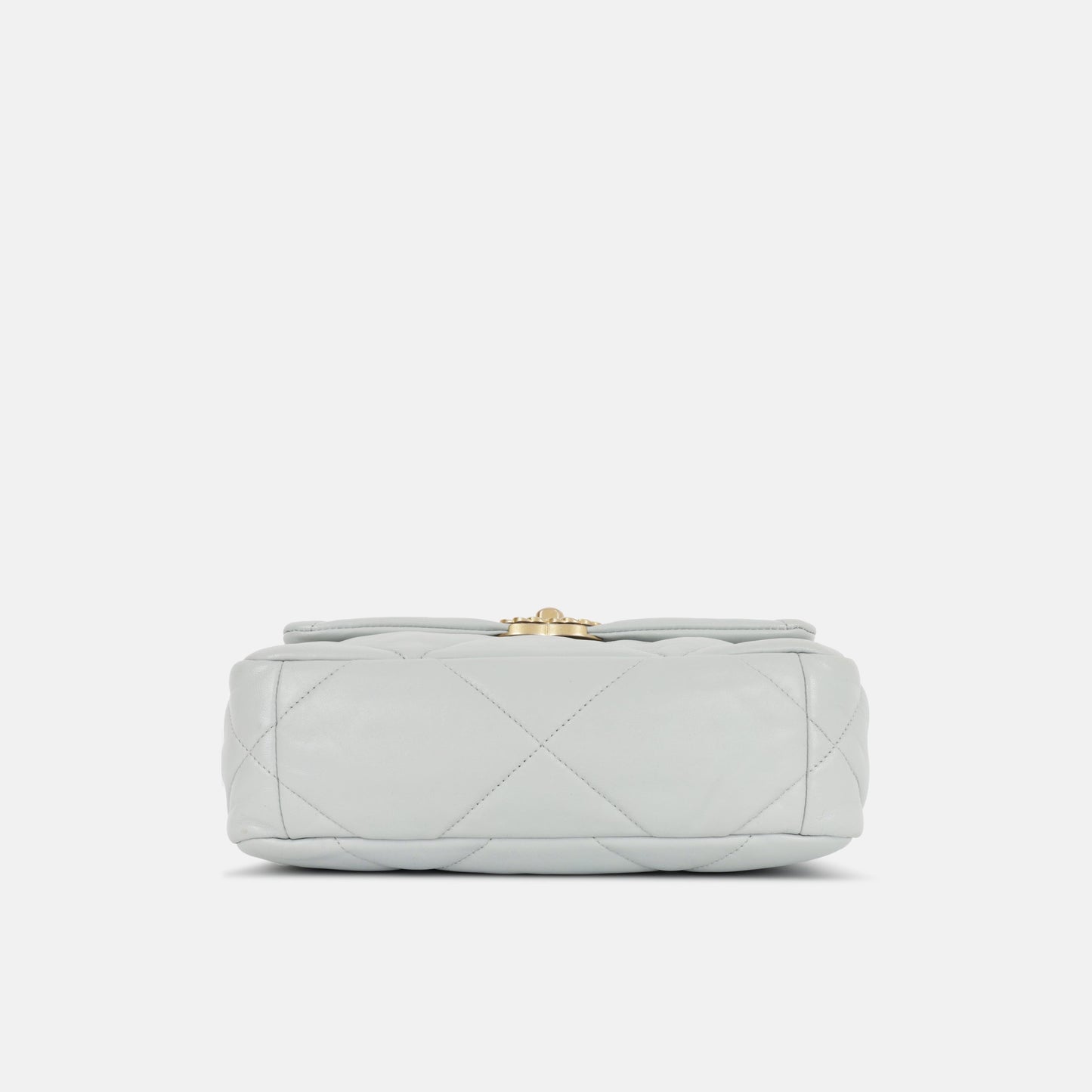 Chanel Chanel 19 - Small