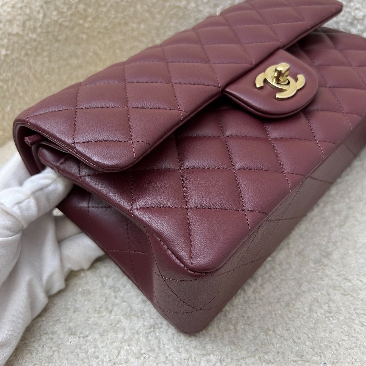 GLM-Small Classic Flap CF in Burgundy Lambskin and LGHW