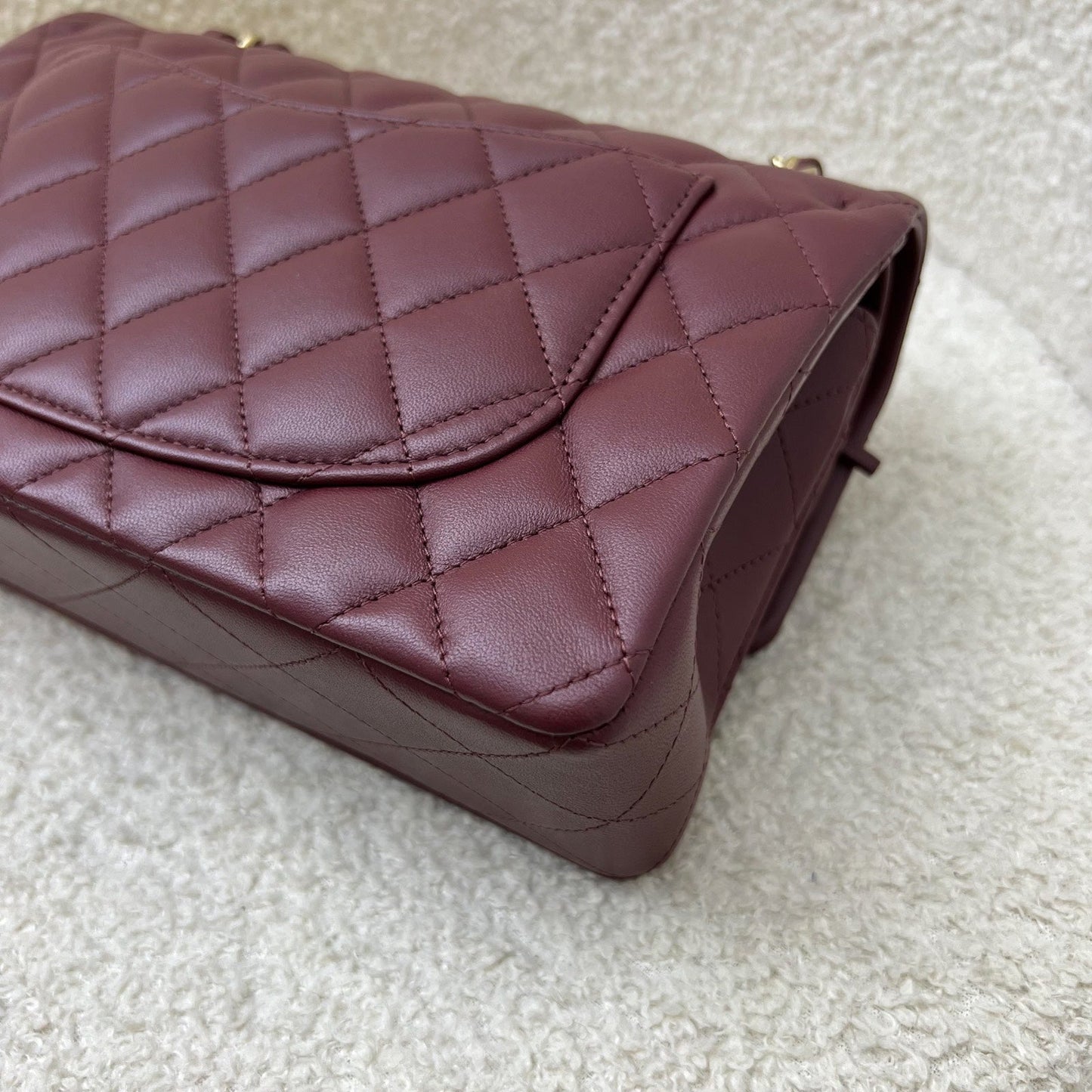 GLM-Small Classic Flap CF in Burgundy Lambskin and LGHW