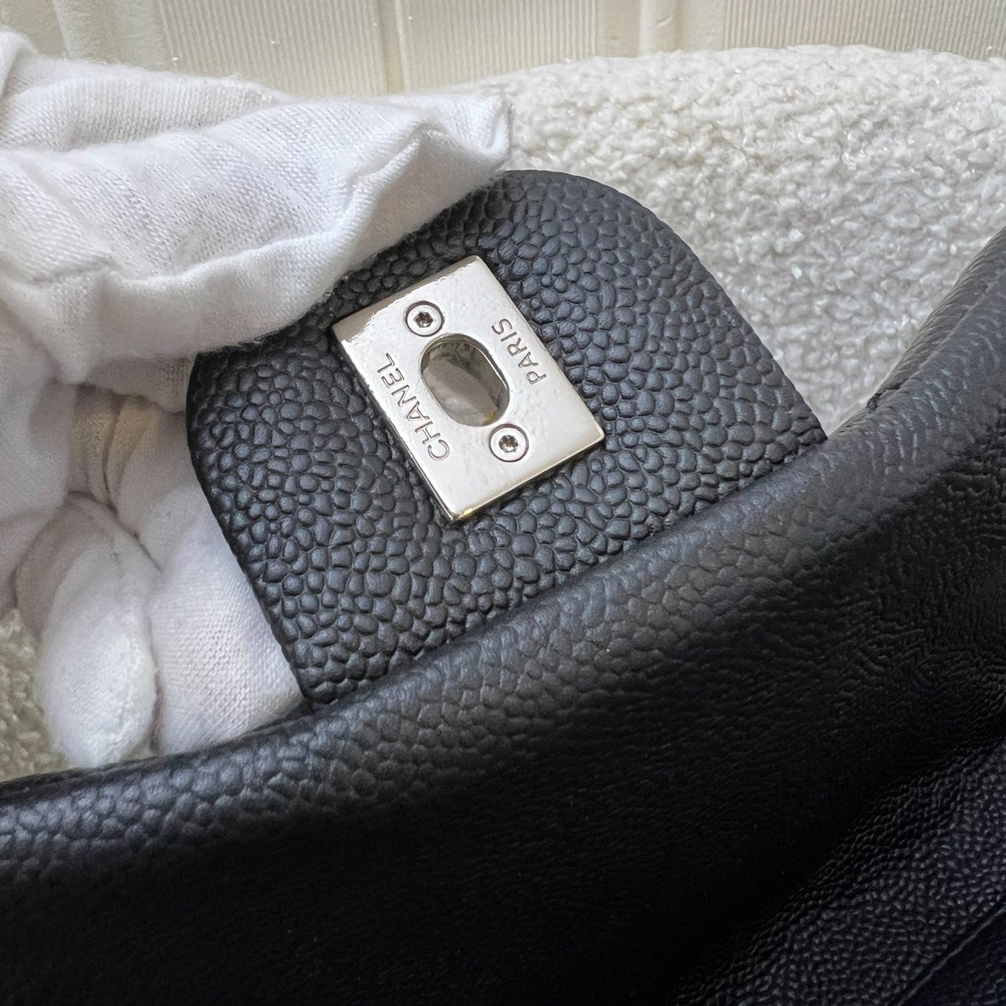 GLM-Easy Caviar Jumbo Flap in Black Caviar and SHW