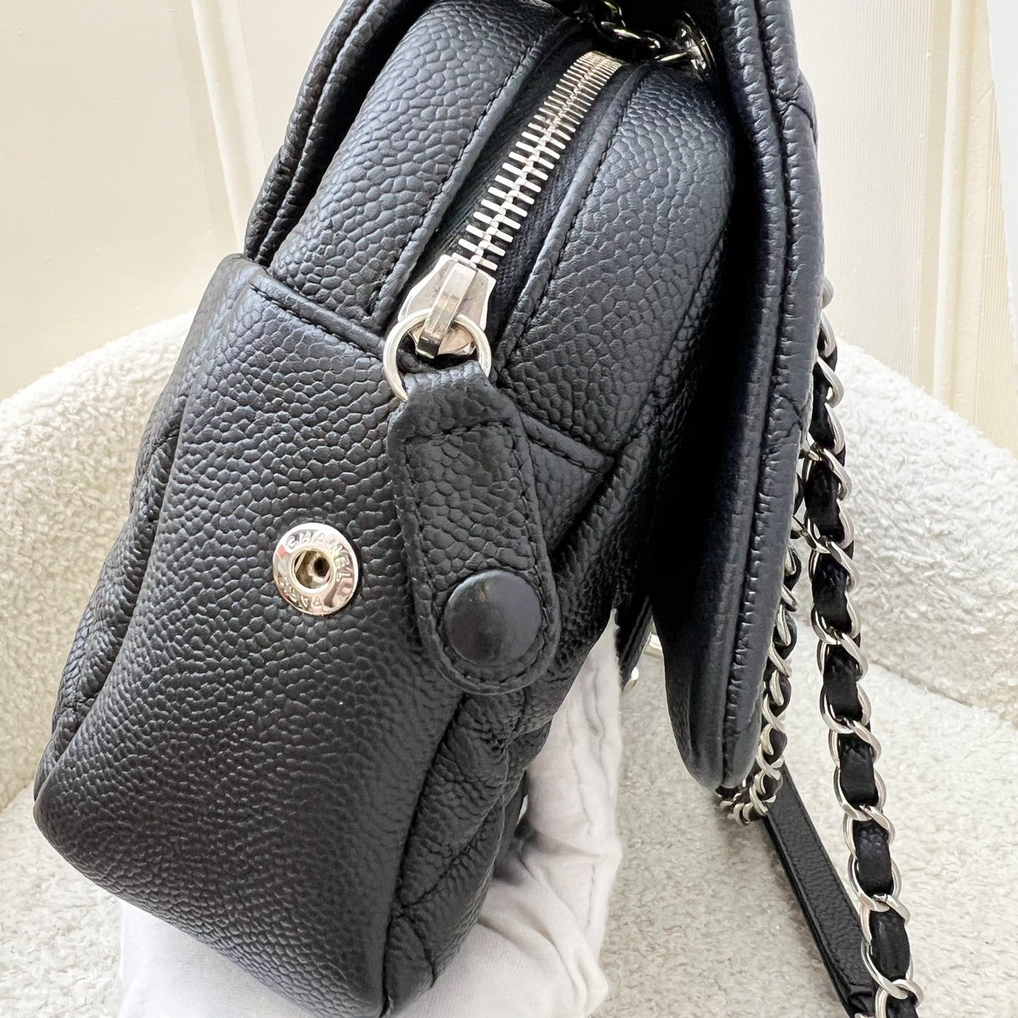 GLM-Easy Caviar Jumbo Flap in Black Caviar and SHW