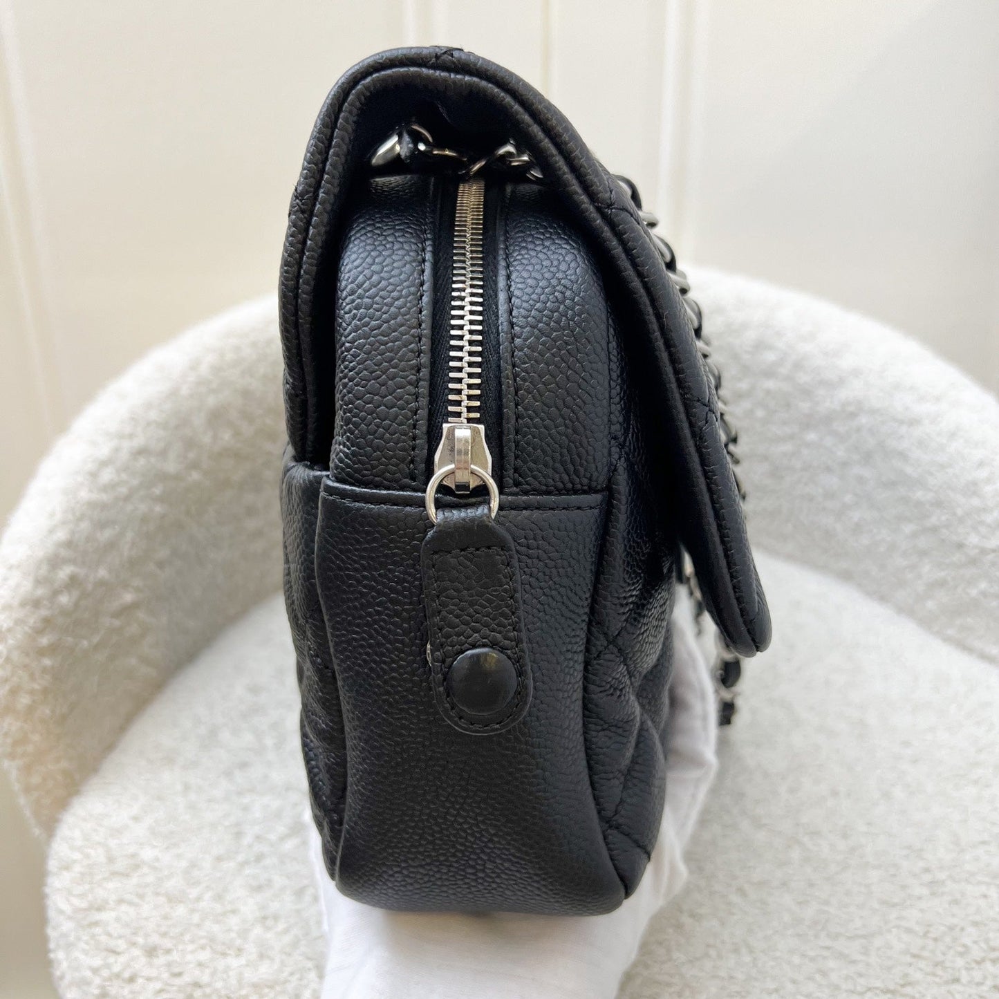 GLM-Easy Caviar Jumbo Flap in Black Caviar and SHW