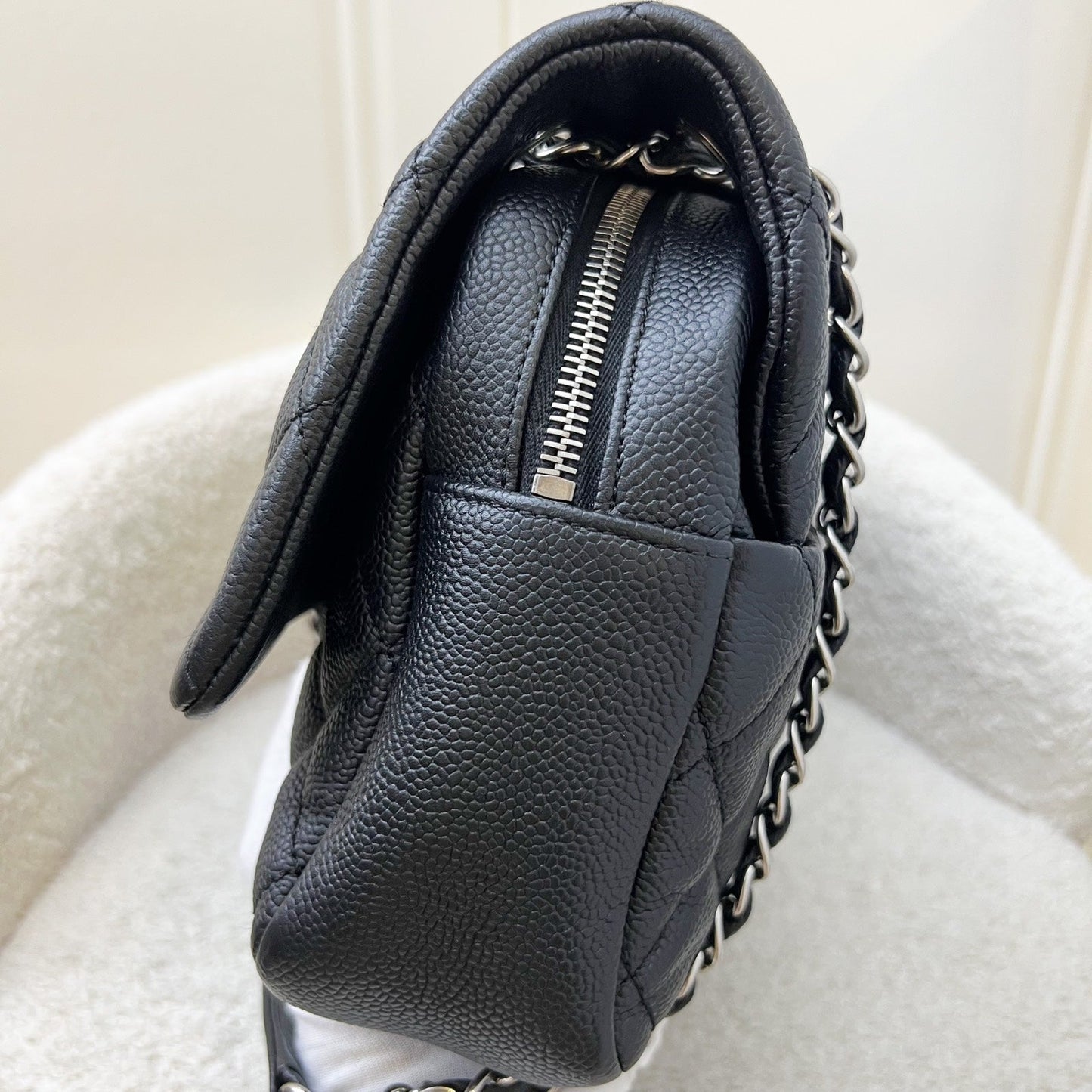GLM-Easy Caviar Jumbo Flap in Black Caviar and SHW
