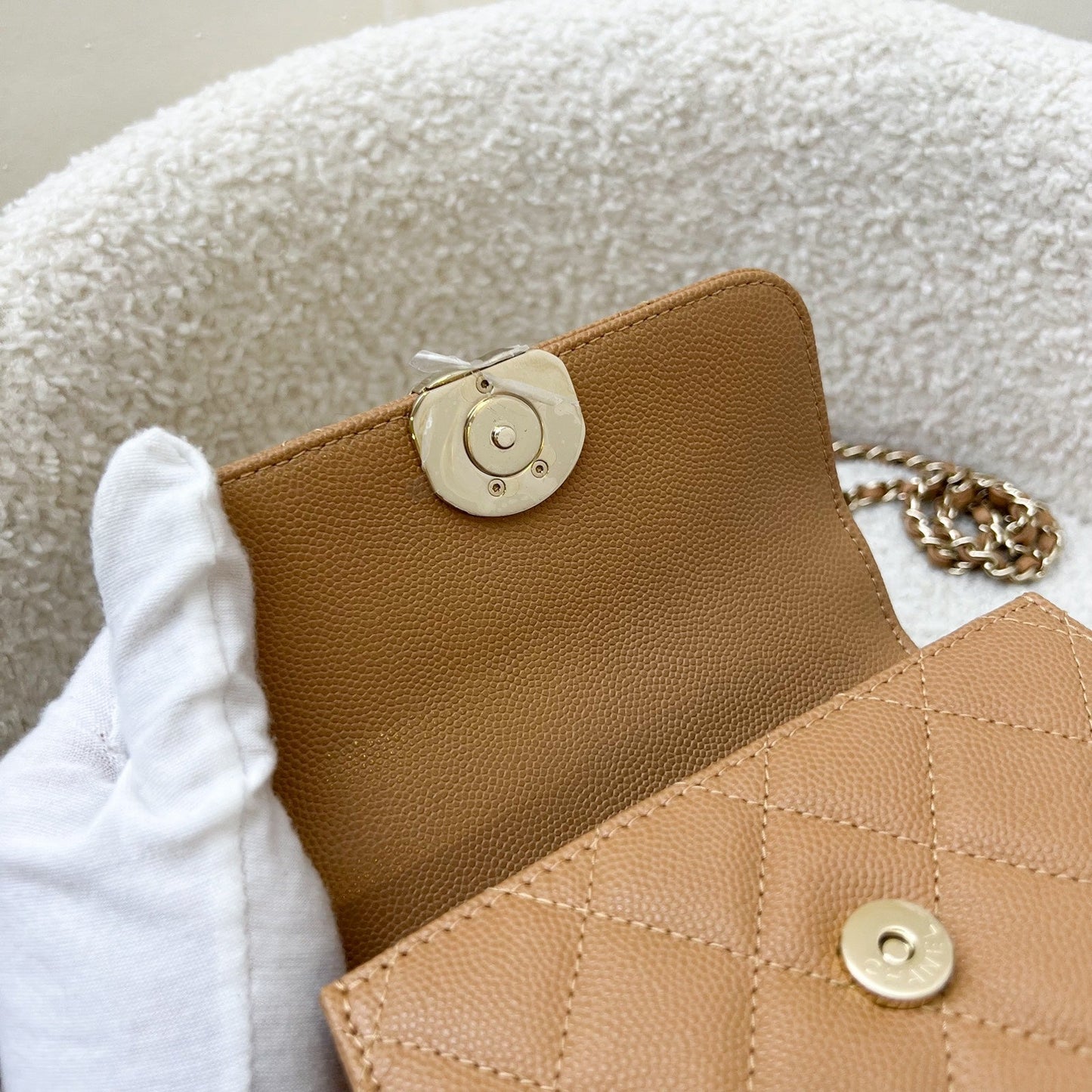 GLM-23P Top Handle Kelly Clutch with Chain in Caramel Caviar and GHW (Model: AP3237)