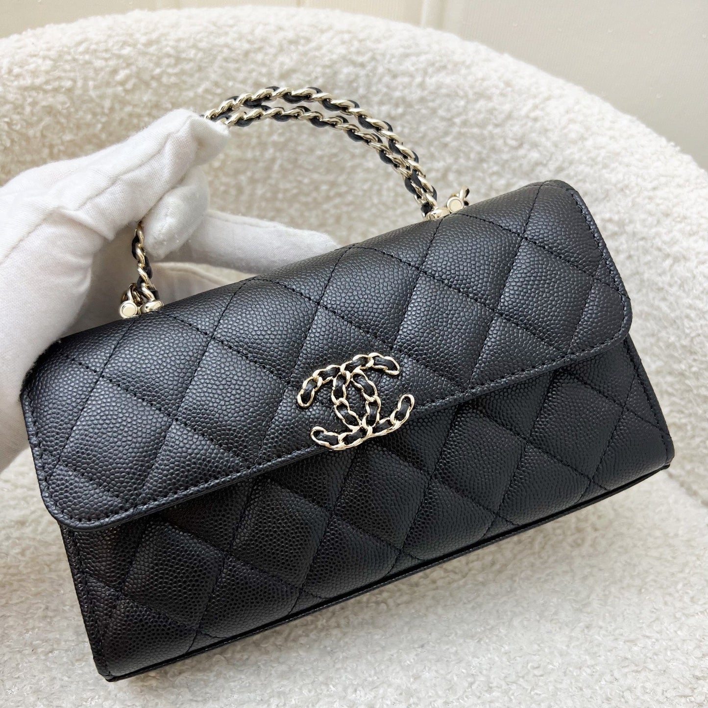 GLM-25S Top Handle Kelly Clutch with Chain in Black Caviar and GHW